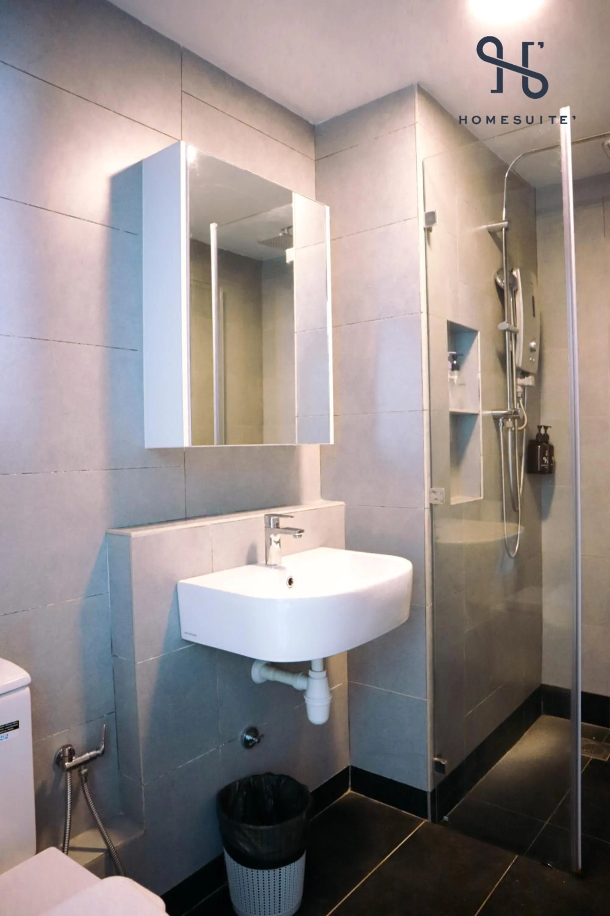 Toilet in Homesuite' Home at Jesselton Quay