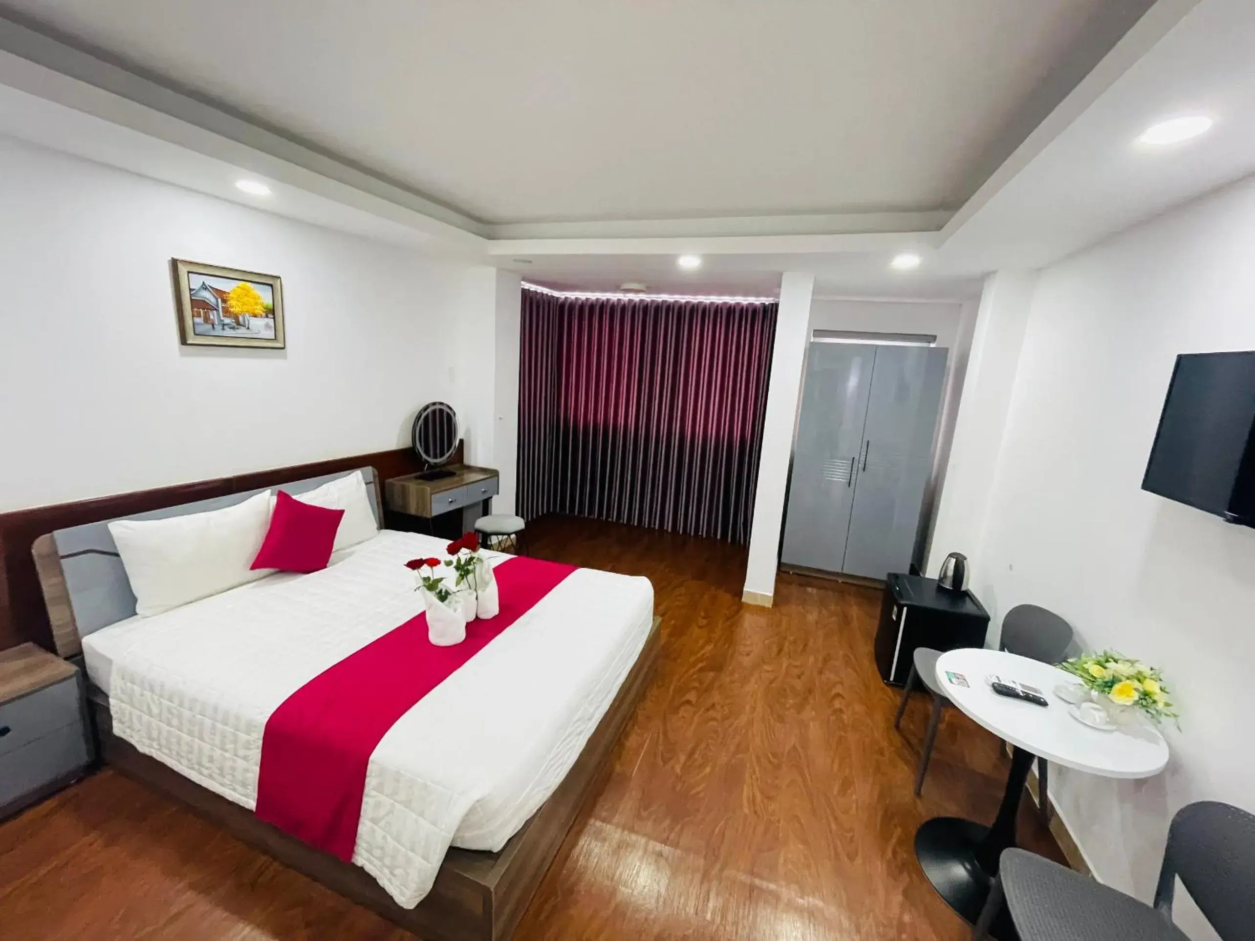 Suite with City View in PHÚ GIA BÙI VIỆN HOTEl Suite with City View in PHÚ GIA BÙI VIỆN HOTEl