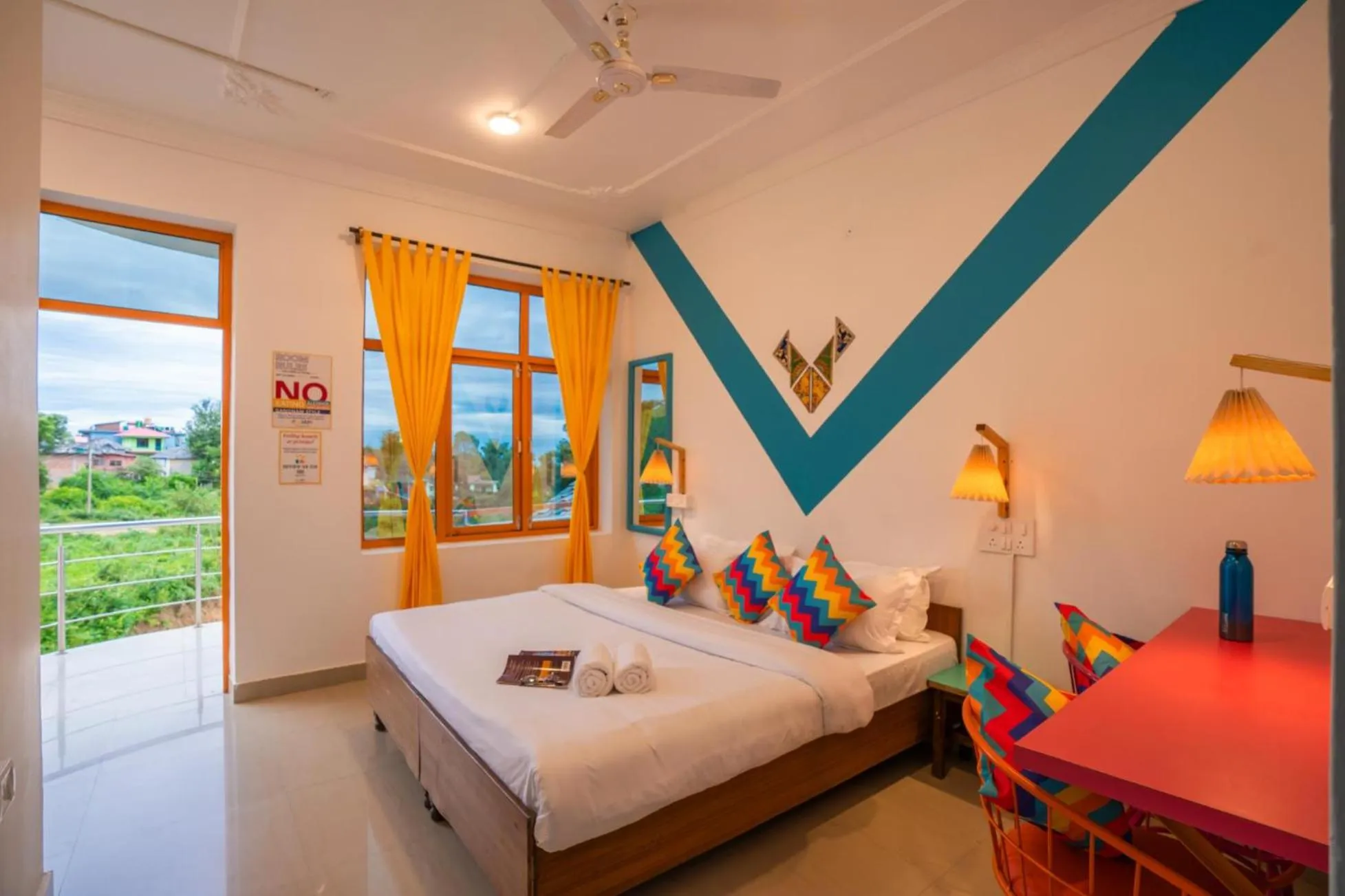 Bedroom, Bed in goSTOPS Bir, Landing Site