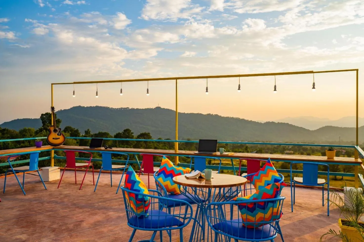 goSTOPS Bir, Landing Site