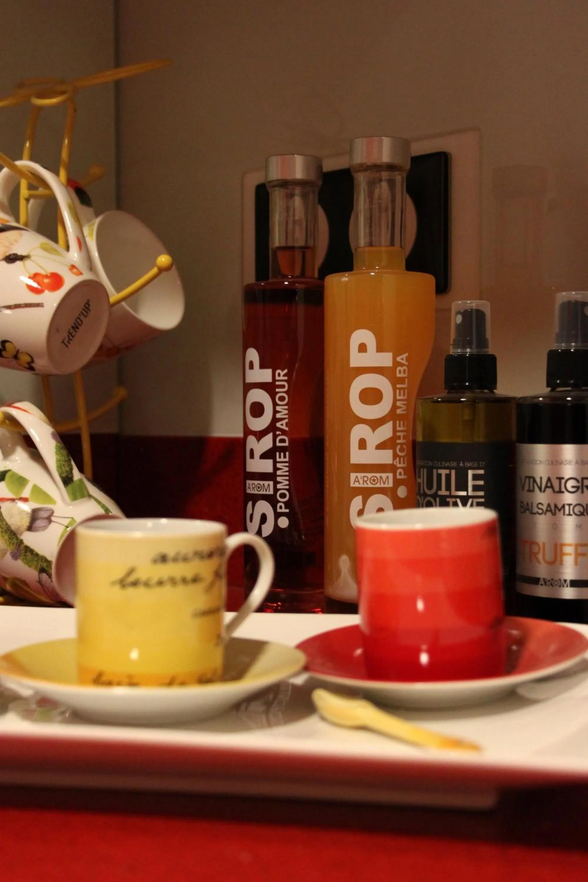 ZENAO MONTREUIL- Croix de Chavaux