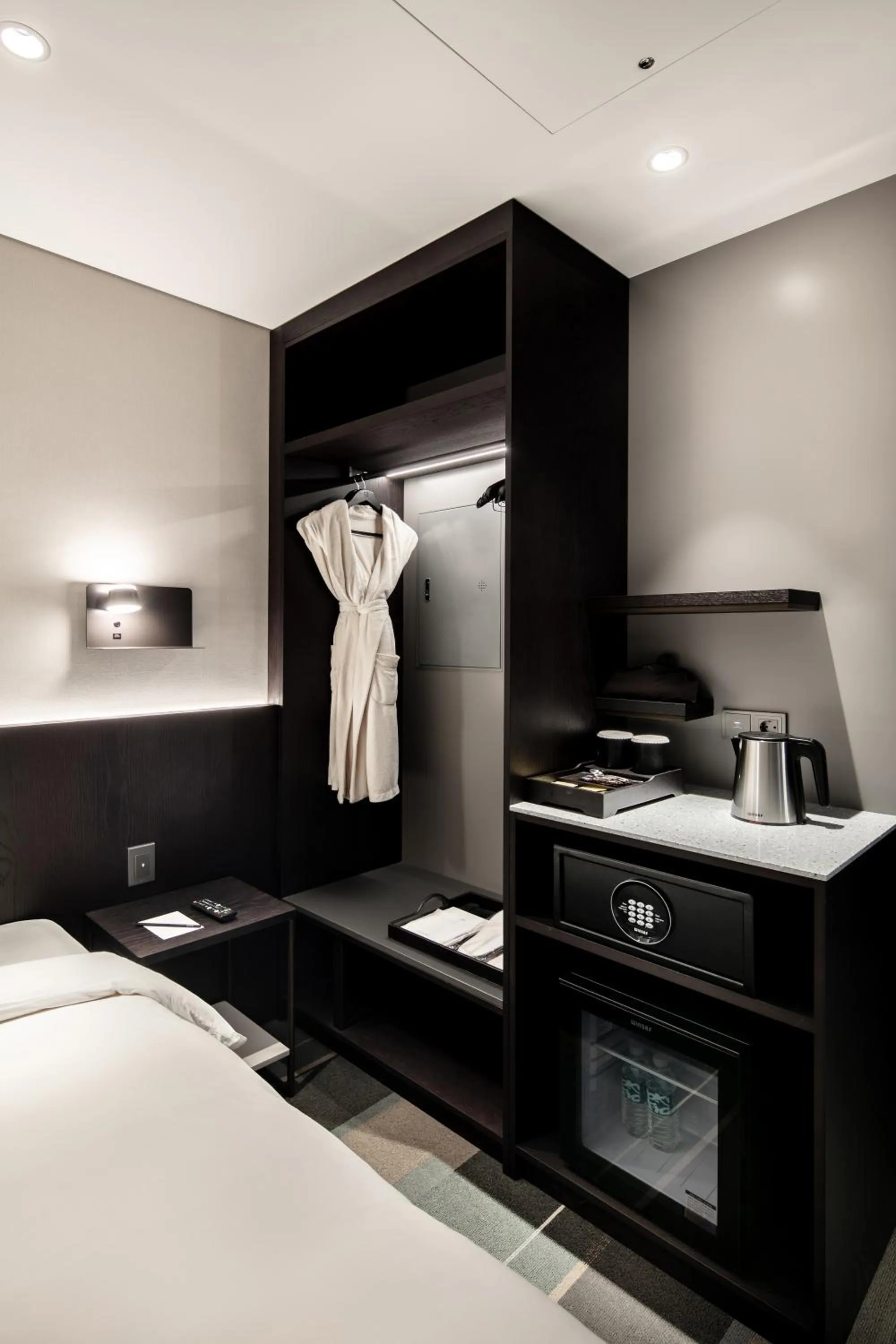 Photo of the whole room, Bed in G3 Hotel Chungmuro