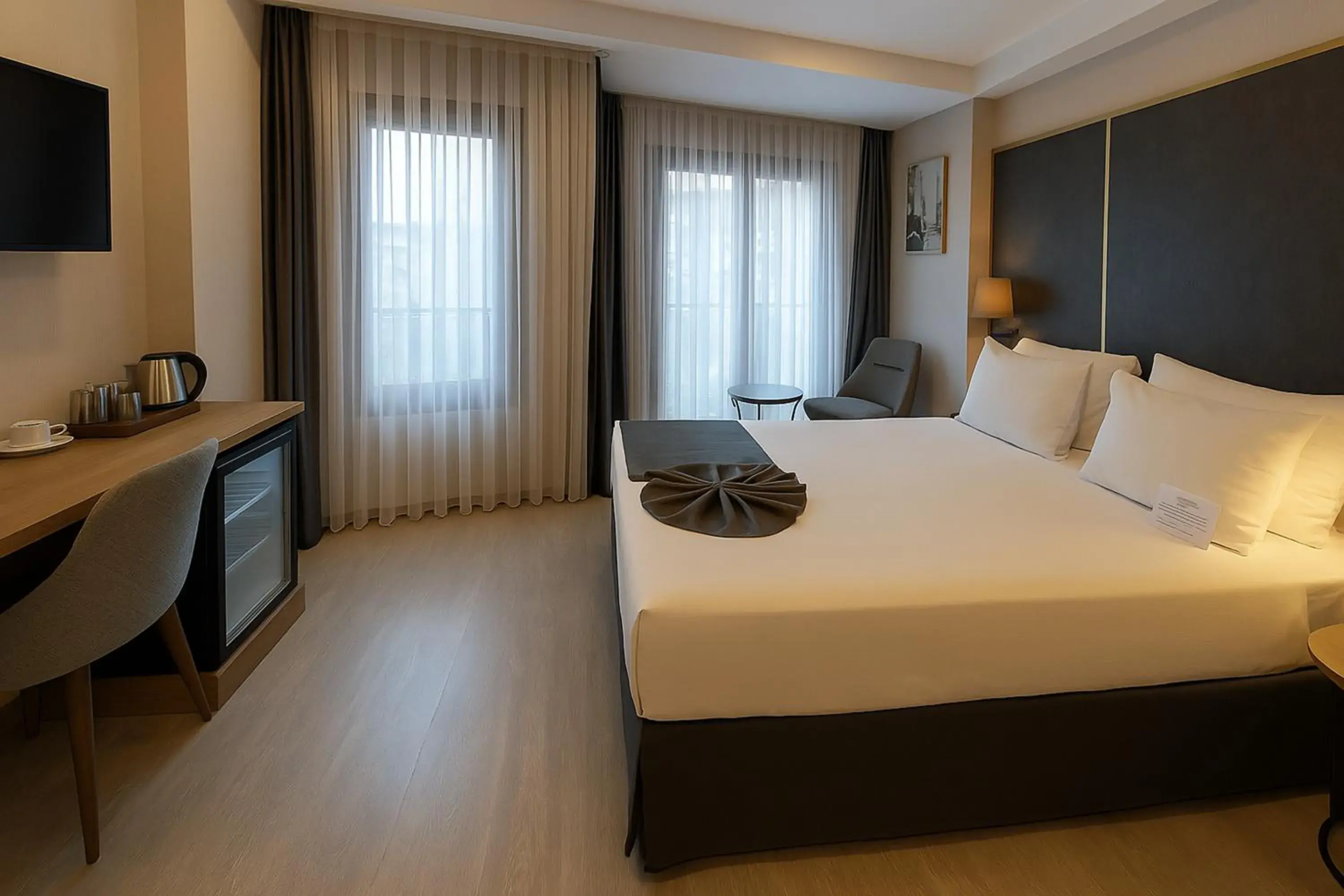 Deluxe Adjoining Family Suite with 2 Bathrooms with Turkish Hammam Sinks in Imagine Istanbul - Sultanahmet Deluxe Adjoining Family Suite with 2 Bathrooms with Turkish Hammam Sinks in Imagine Istanbul - Sultanahmet