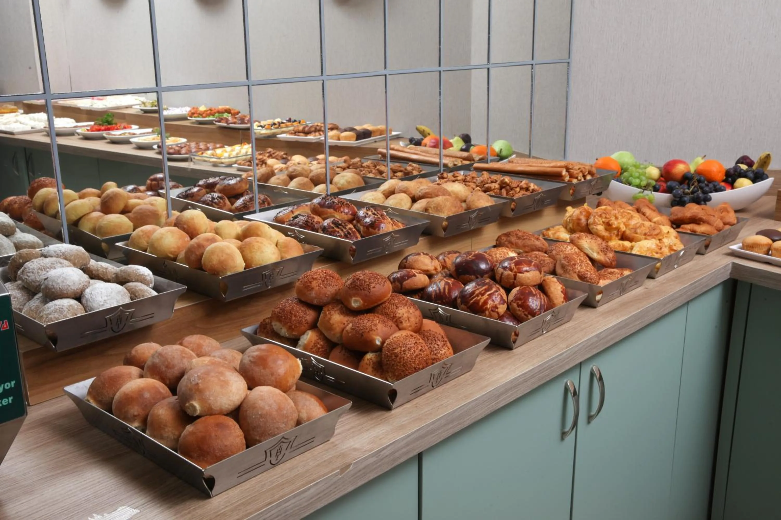 Food and drinks in Imagine Hotel-Special Category