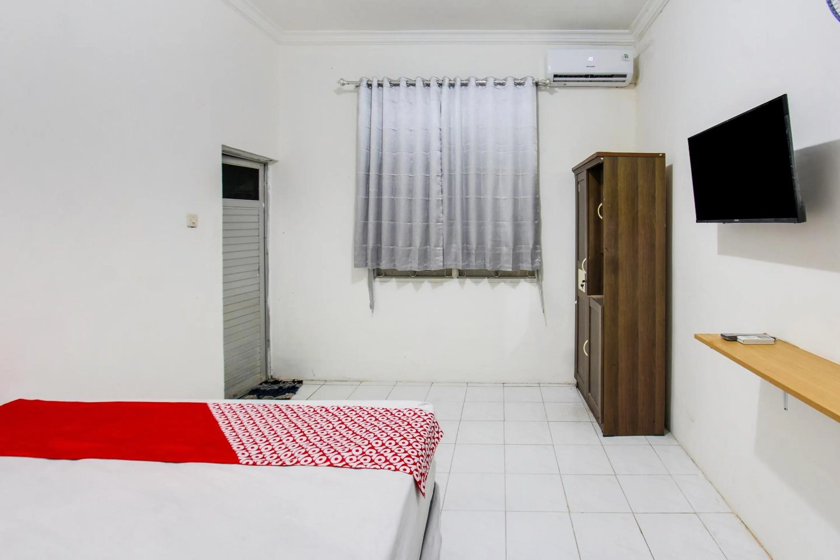 Bedroom, Bed in OYO 91391 Mutiara Syariah 3
