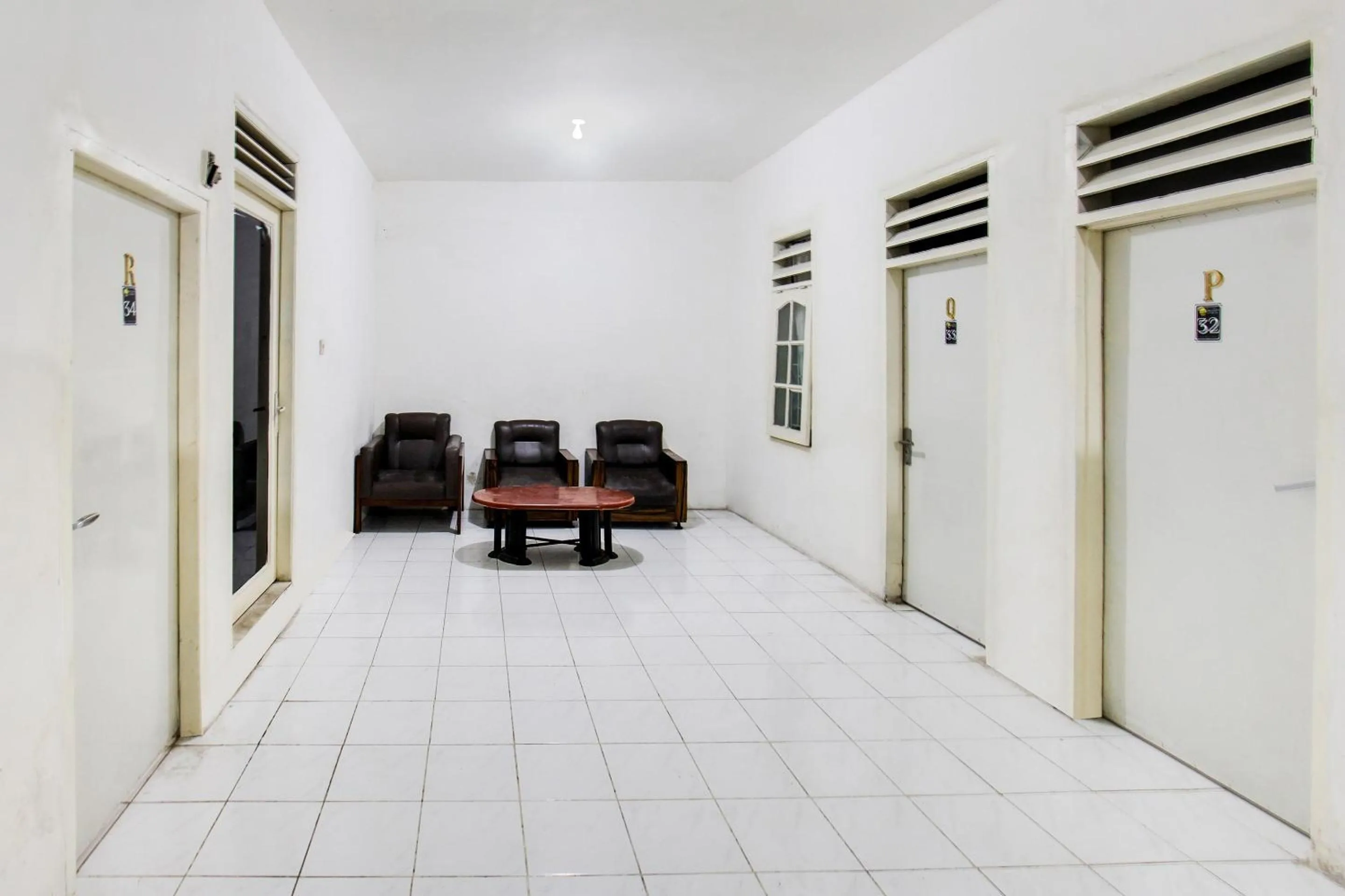 Lobby or reception in OYO 91391 Mutiara Syariah 3