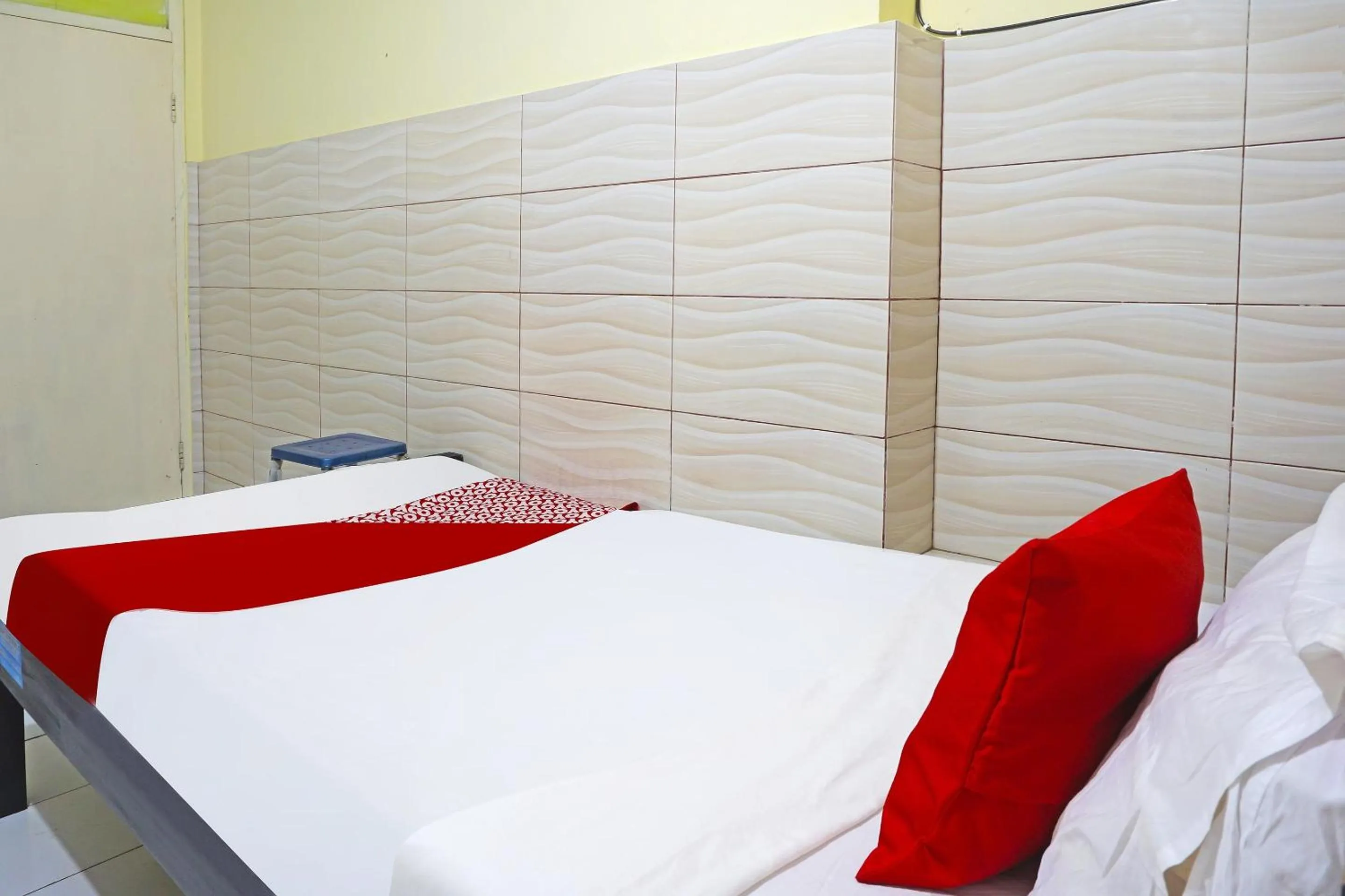 Bedroom, Bed in Hotel O Putih Mulia Homestay Syariah
