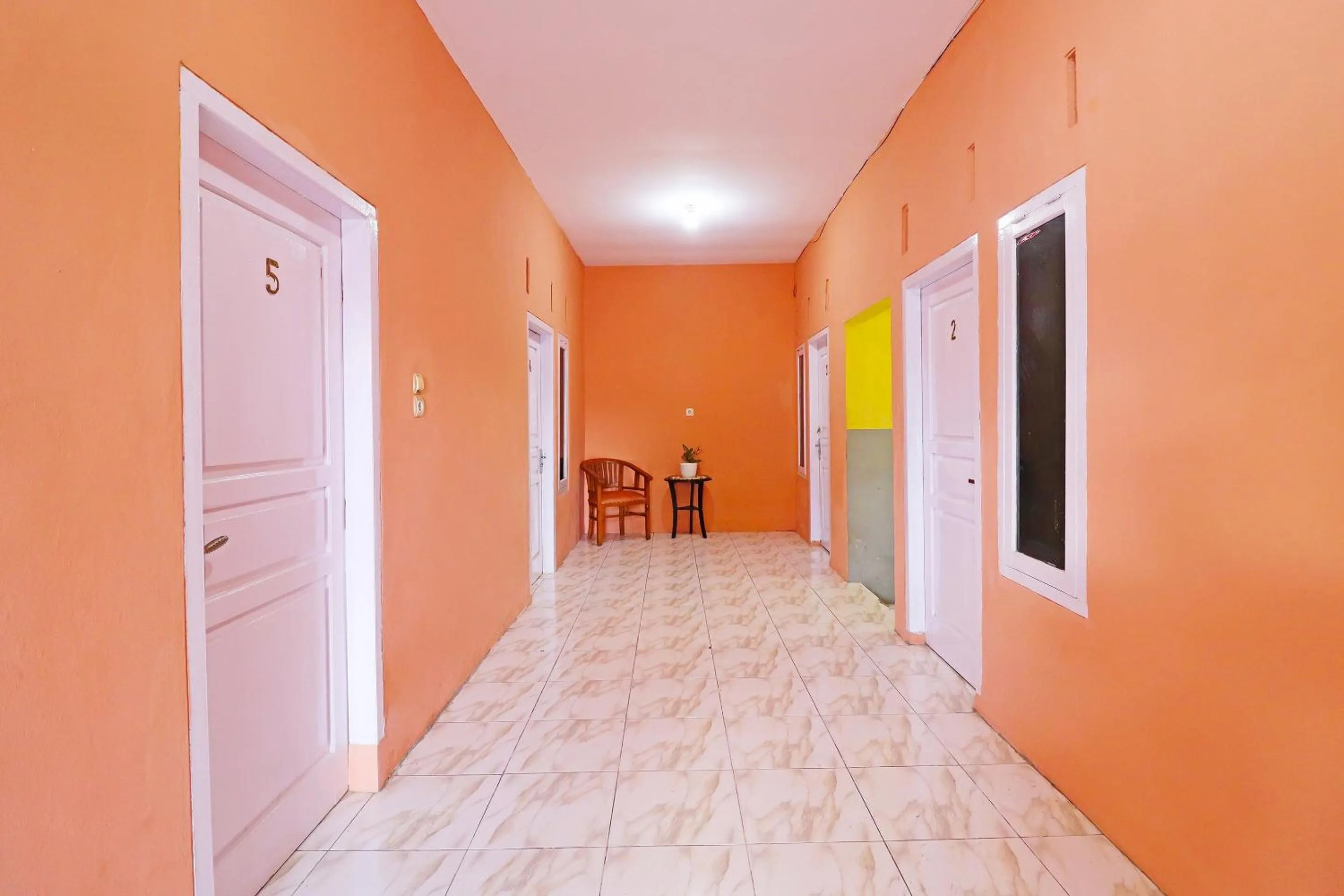 Lobby or reception in OYO 91408 Kas Residence Syariah