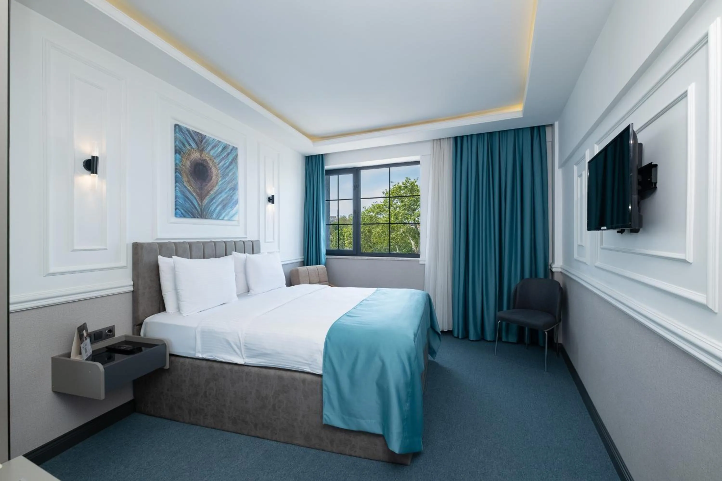 Massage in Askadar May Otel