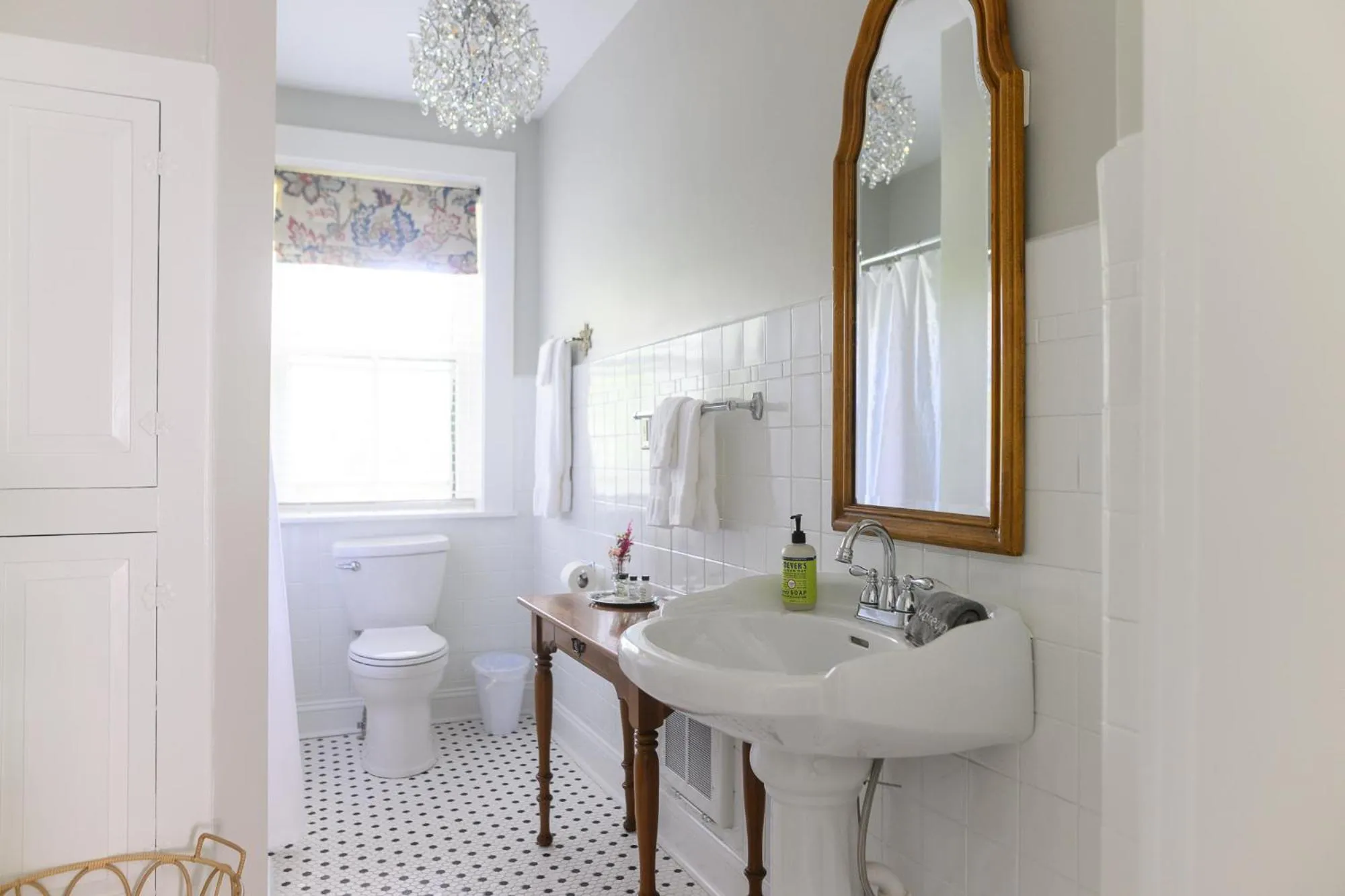 Bathroom in Rose Hill Inn