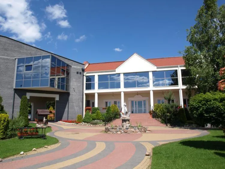 Facade/entrance in Hotel Kamiza