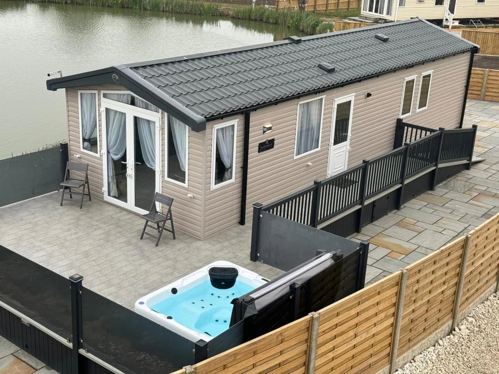 Bedroom in The Kings Head inn