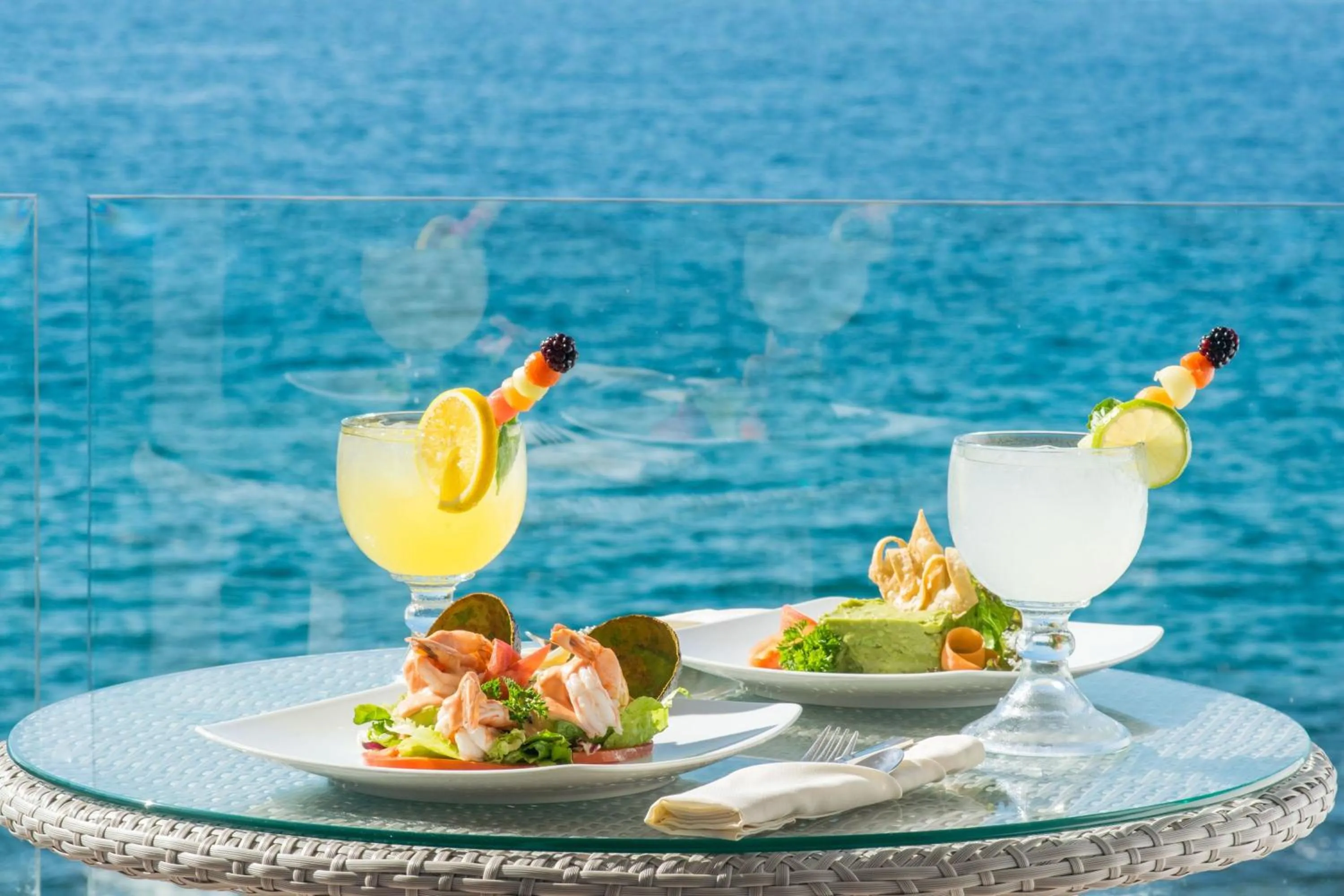 Food in Costa Sur Resort by VRHost