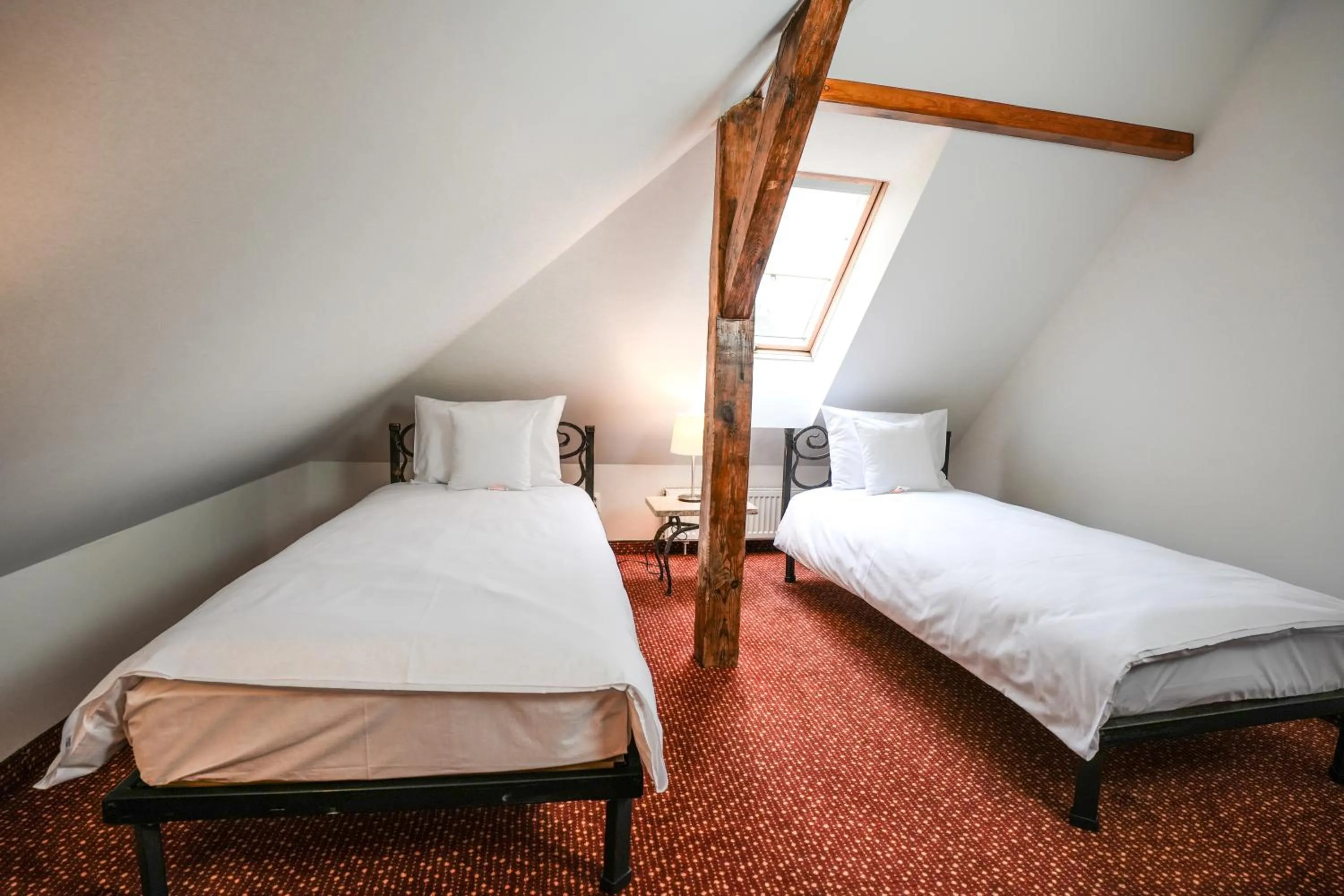 Photo of the whole room, Bed in Villa Admiral