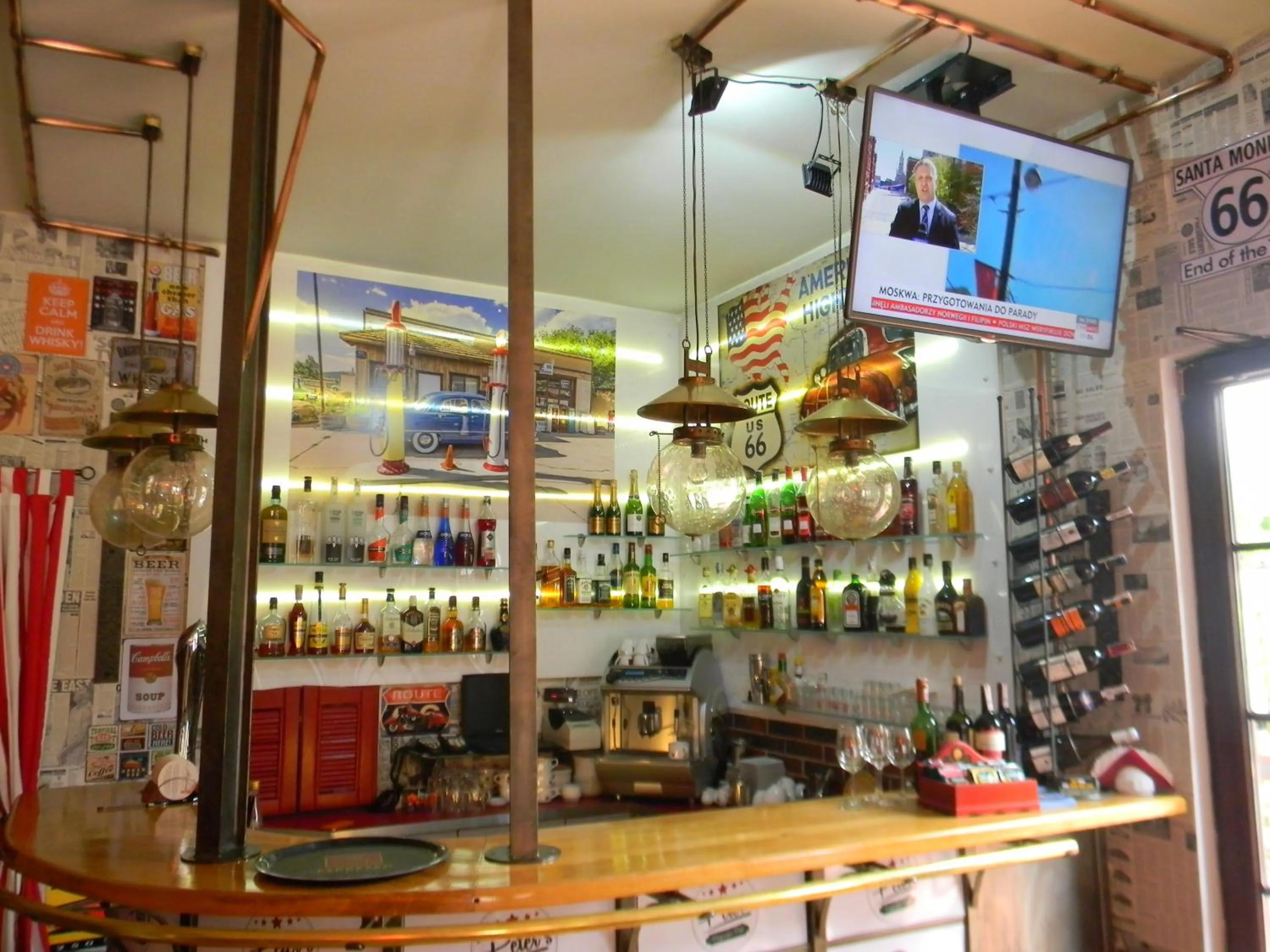 Restaurant/places to eat in Prohibicja Peter's Pub