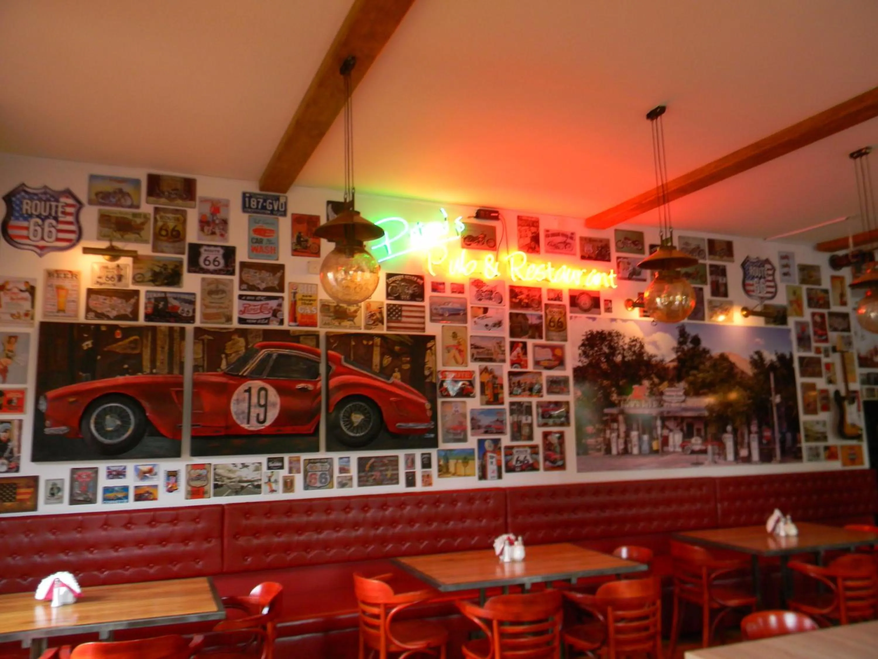 Restaurant/places to eat in Prohibicja Peter's Pub