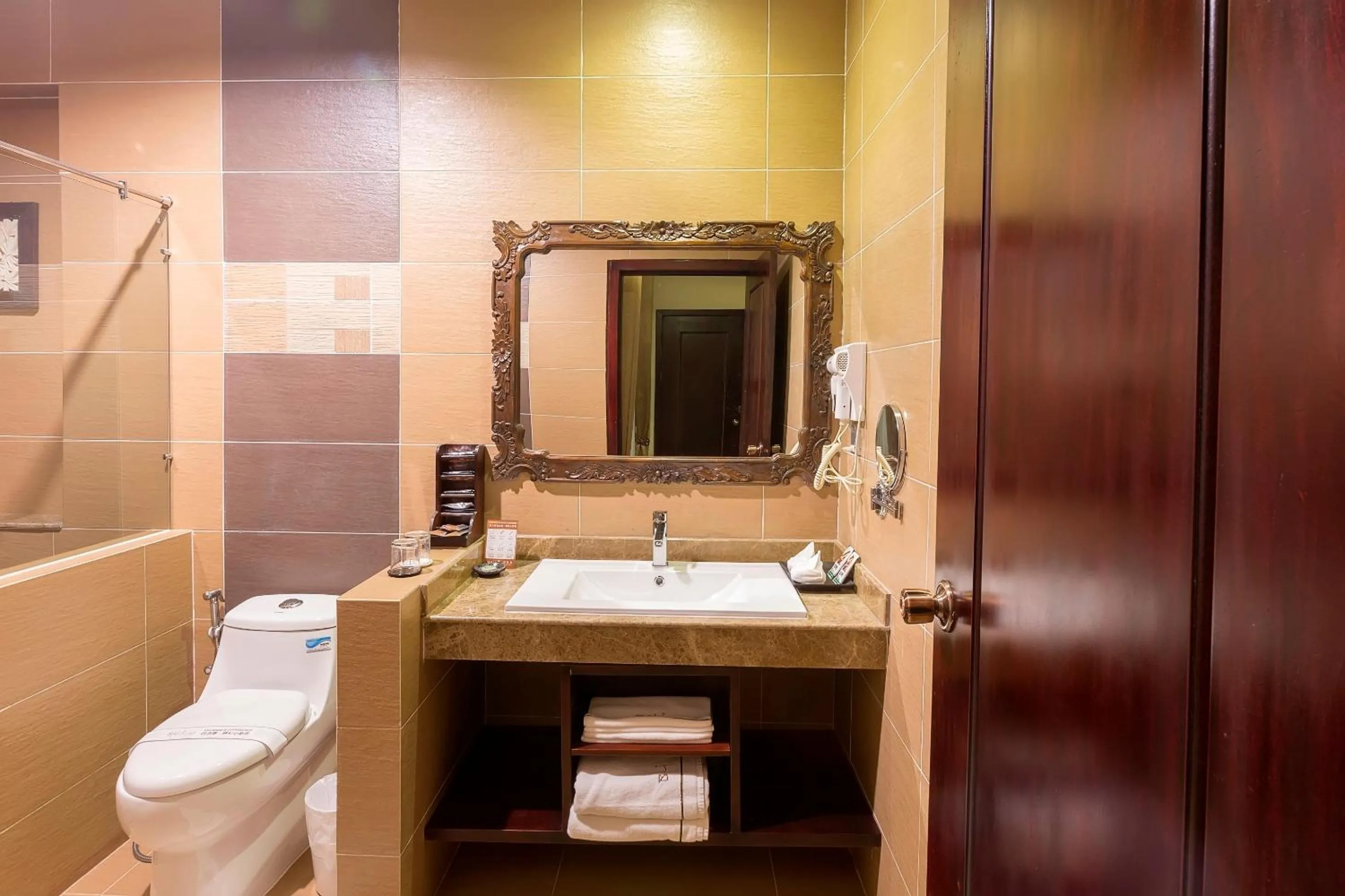 Shower in Bali Hotel