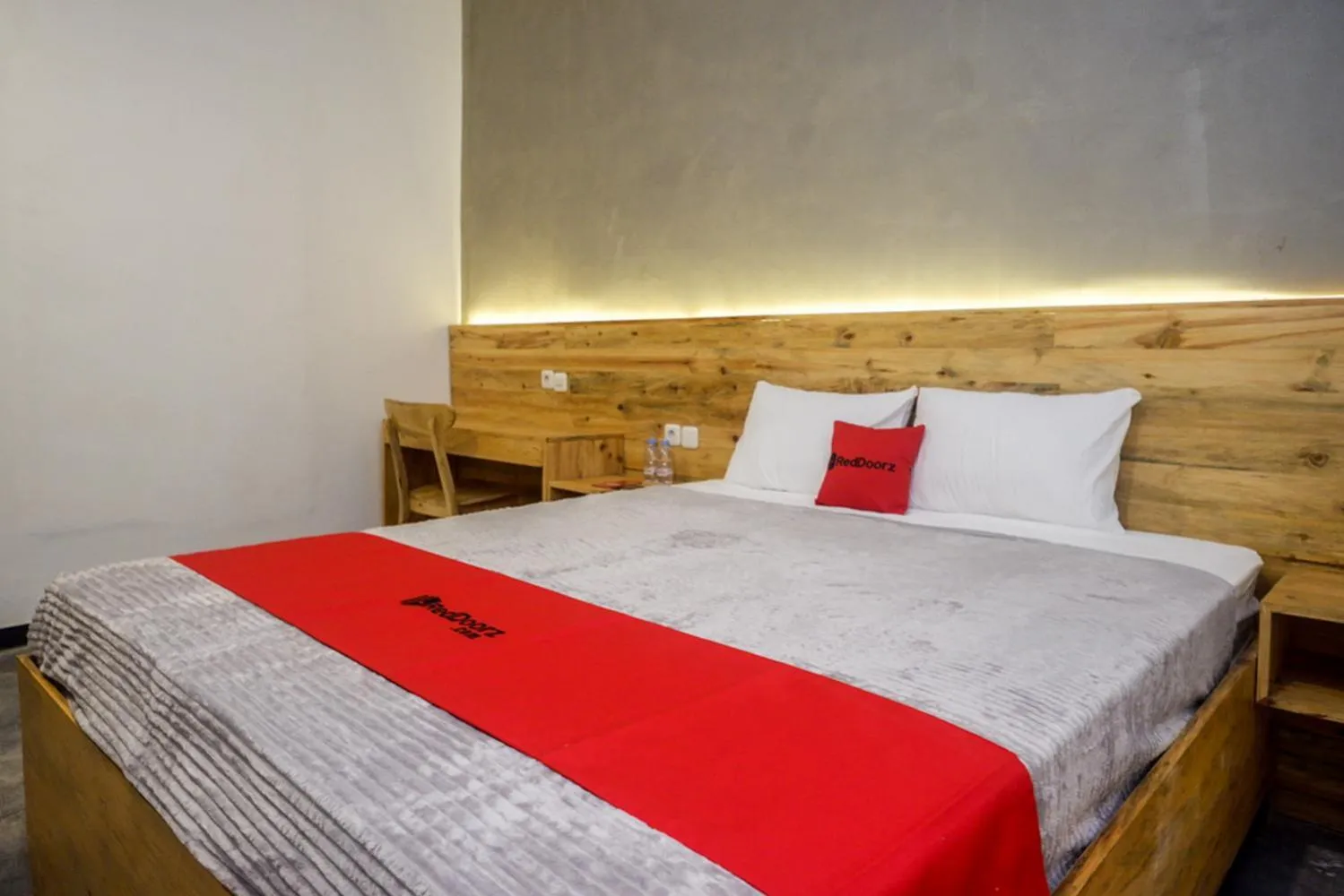 Bedroom, Bed in RedDoorz @ Klaten City