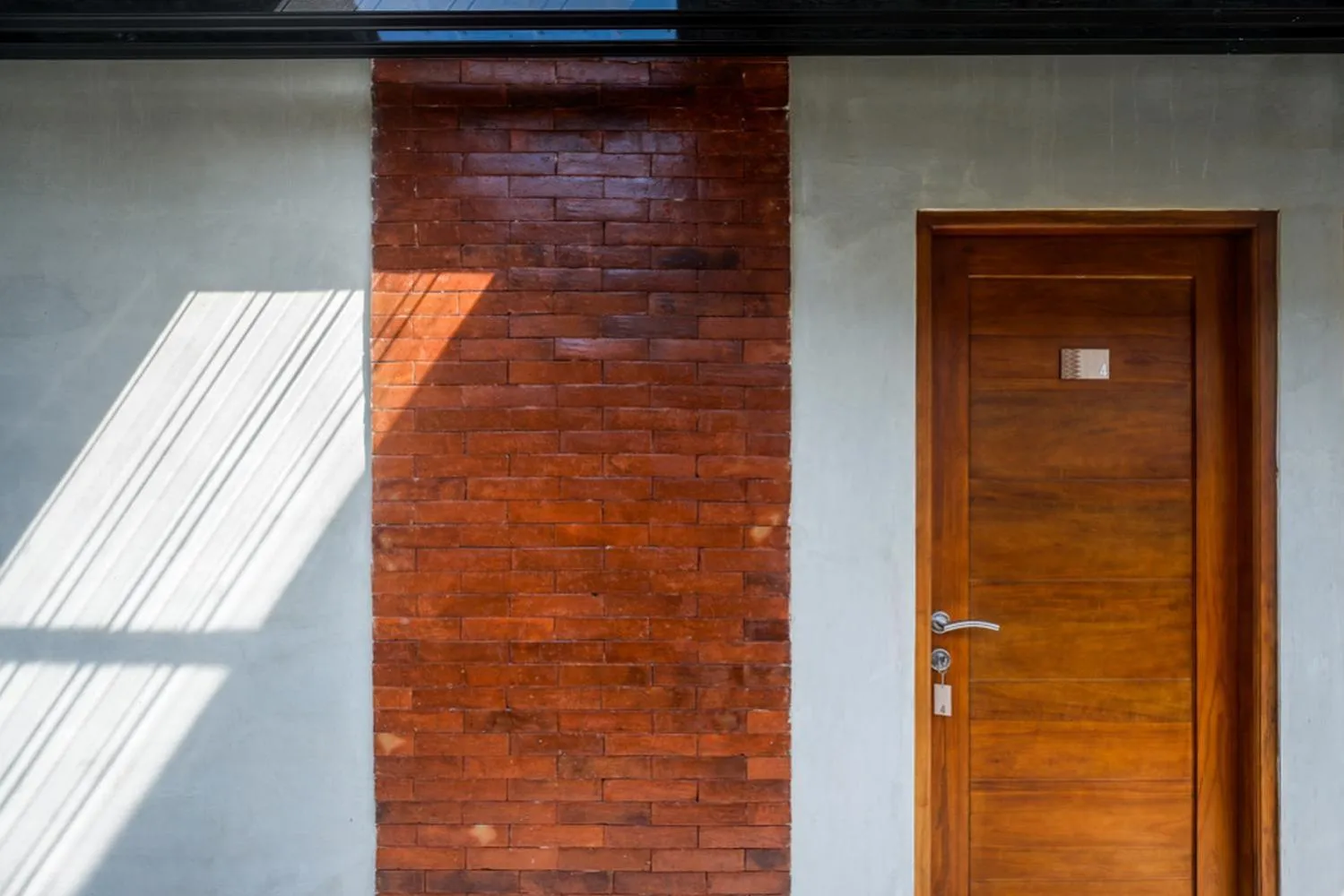 Facade/entrance in RedDoorz @ Klaten City