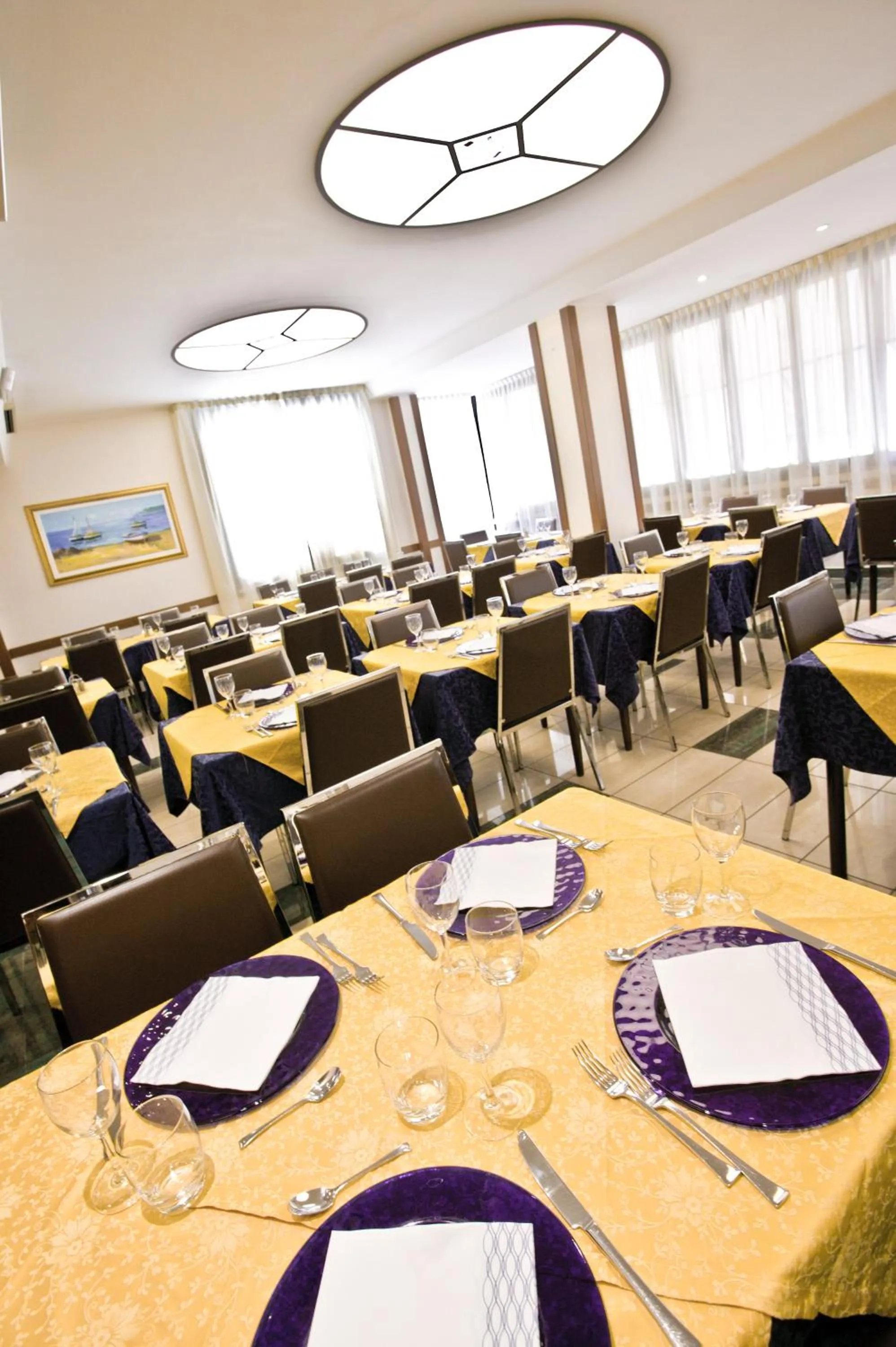 Restaurant/places to eat in Hotel Amalfi