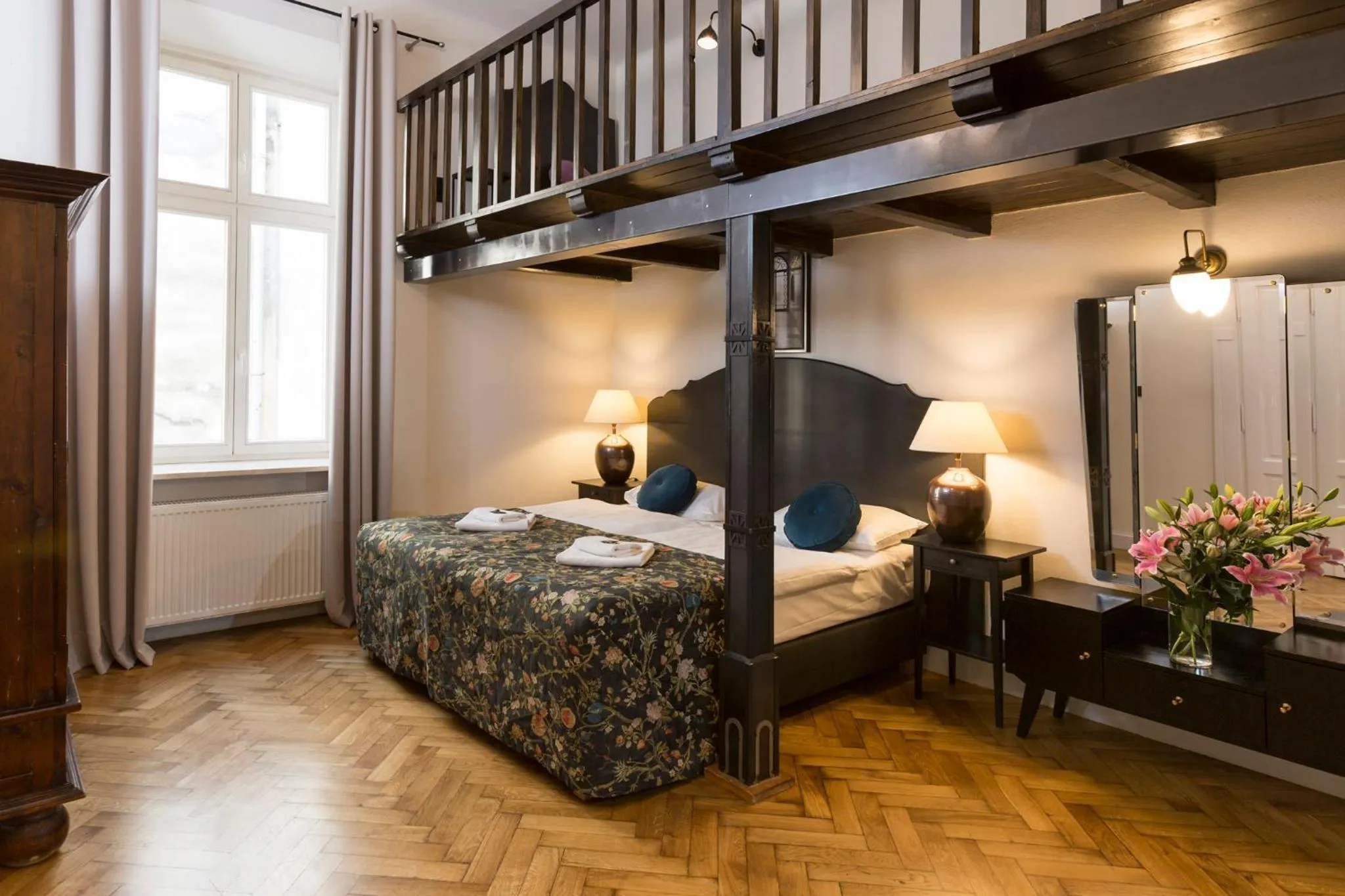 Bed in Antique Apartments Plac Szczepański