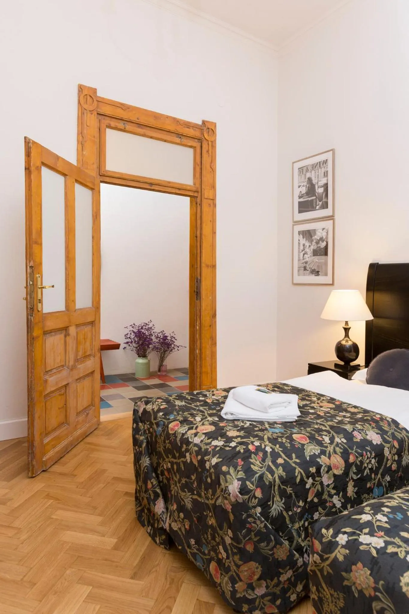 Bed in Antique Apartments Plac Szczepański