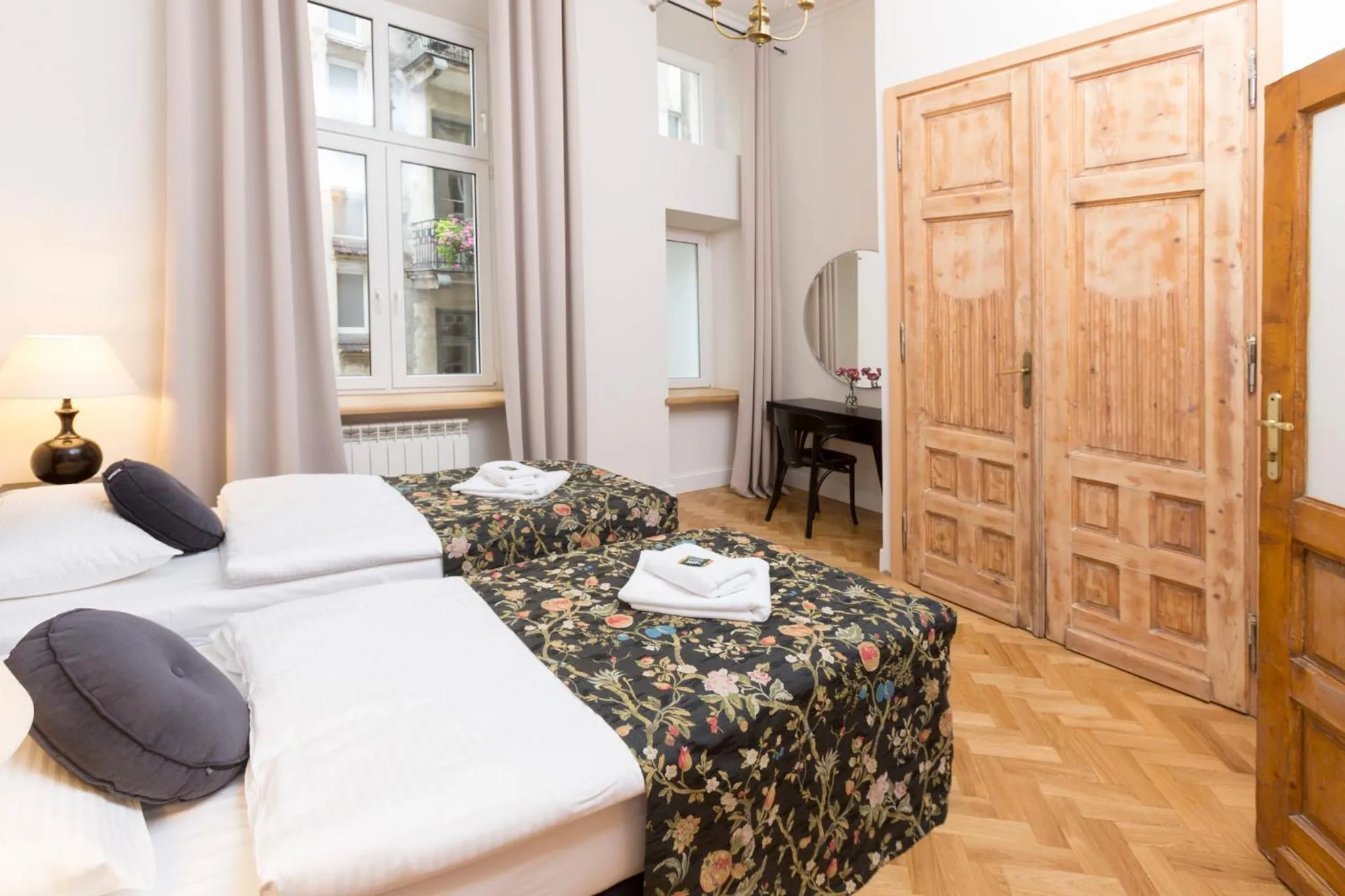 Bed in Antique Apartments Plac Szczepański