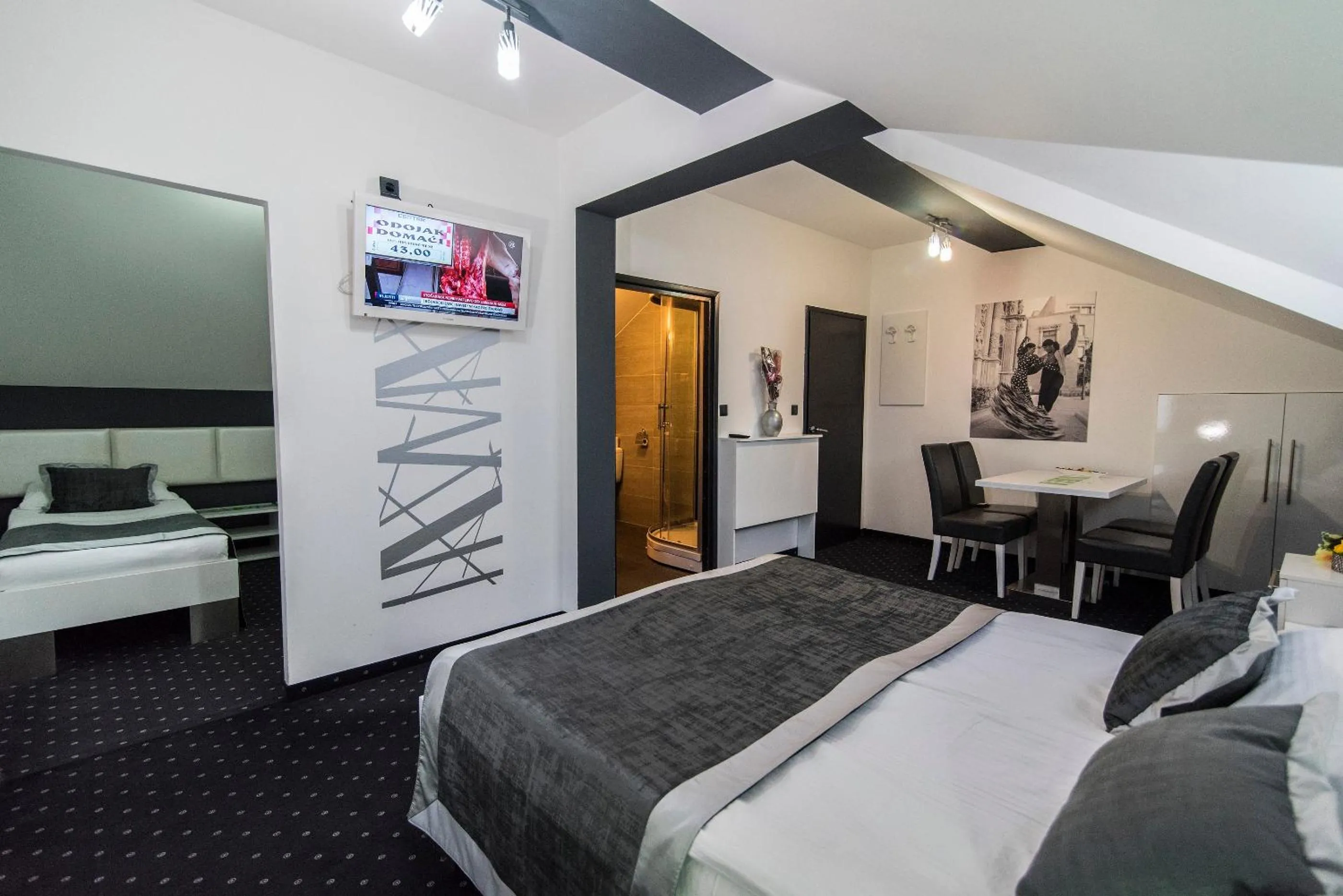 Bed in Hotel Cool Zagreb Airport