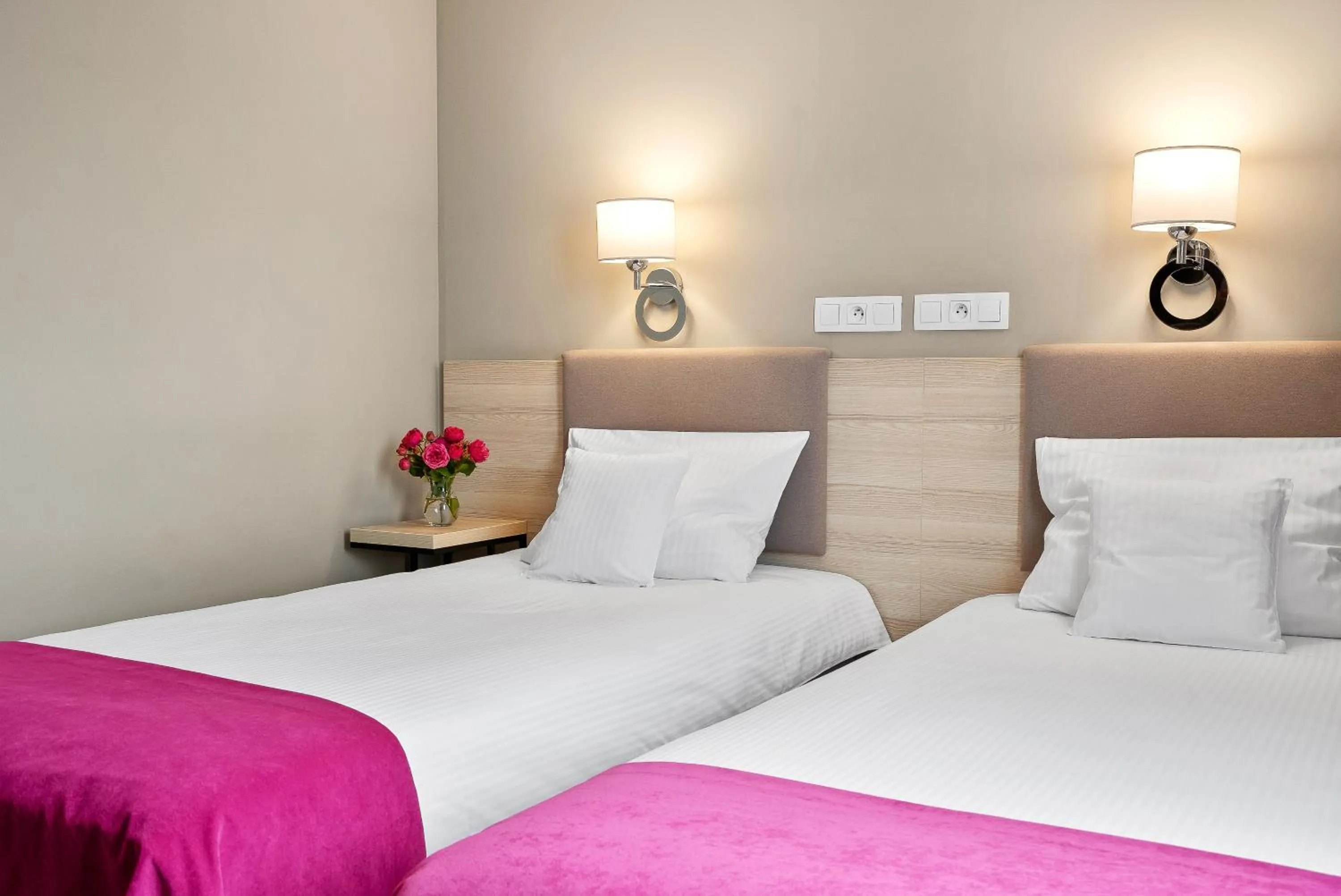 Bed in Hotel Witkowski Warsaw Airport