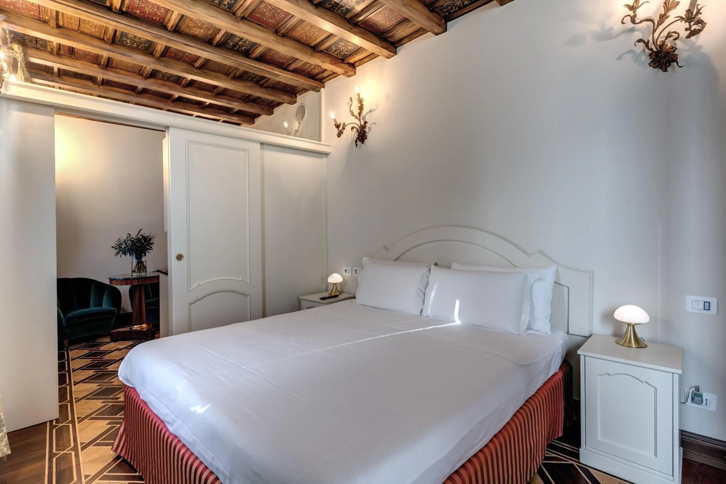 Bed in Hotel Santa Marta Suites