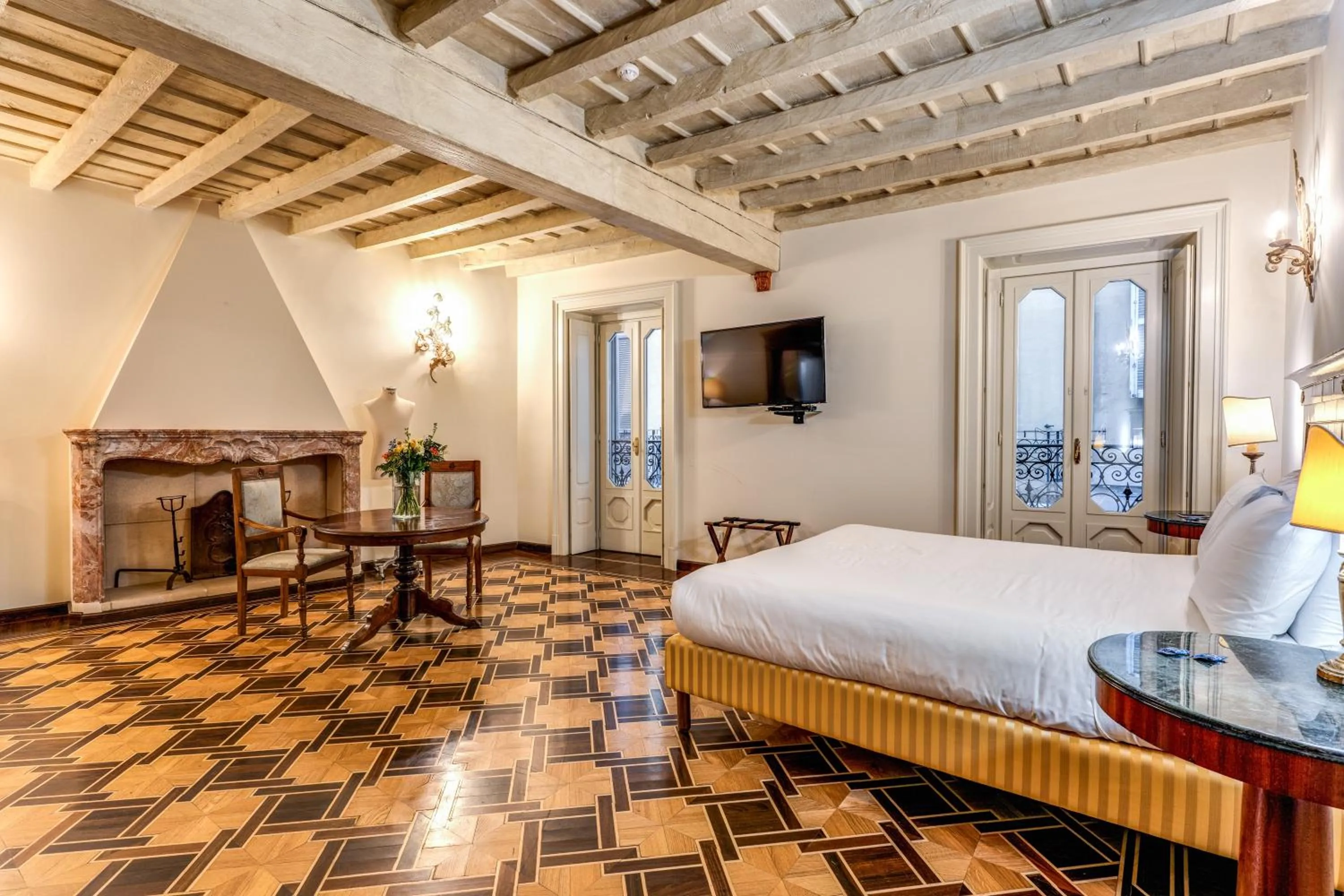 Bed in Hotel Santa Marta Suites