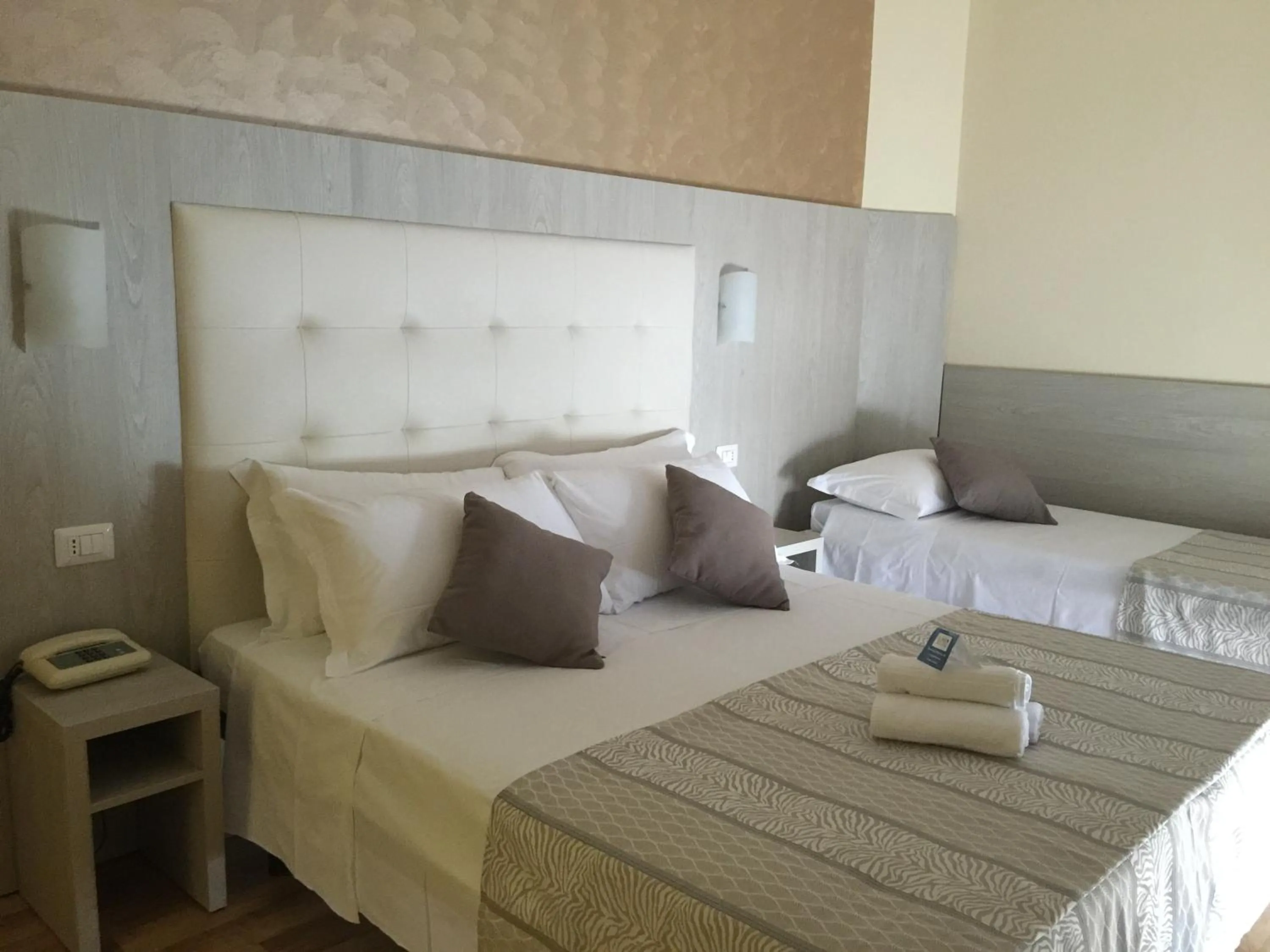 Bedroom in Hotel Jumbo