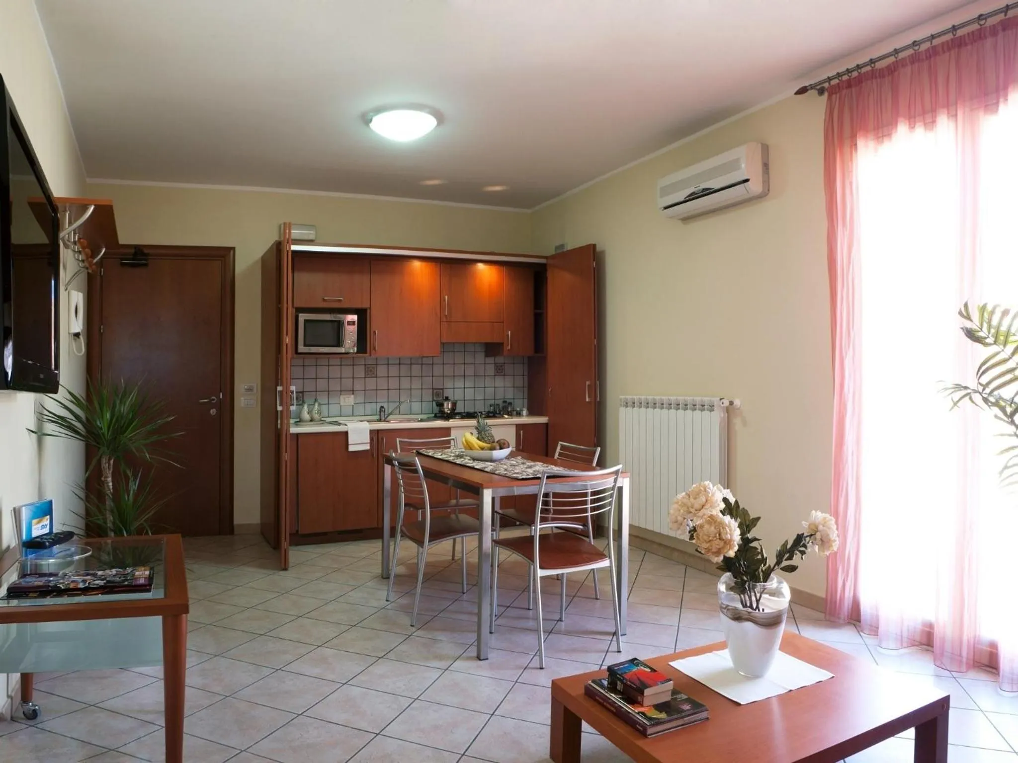 Decorative detail in Motta Residence Hotel