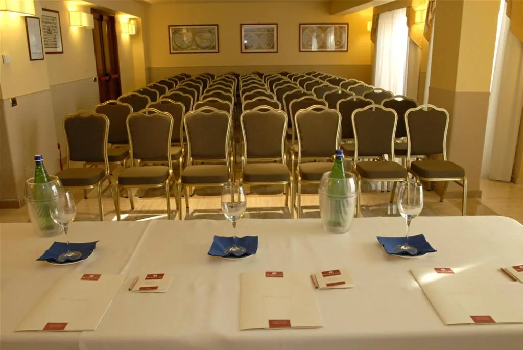 Business facilities in Hotel Lemi