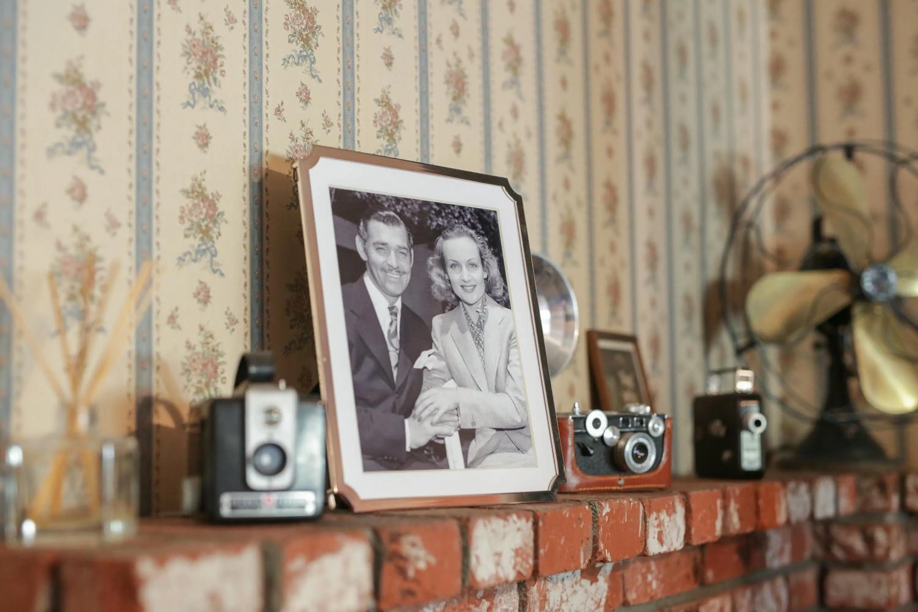 Bedroom in Gold Mountain Manor