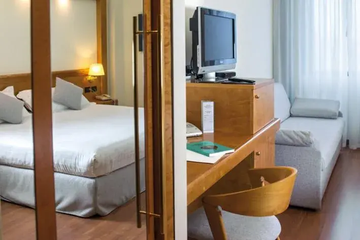 Superior Triple Room in Hotel President Superior Triple Room in Hotel President