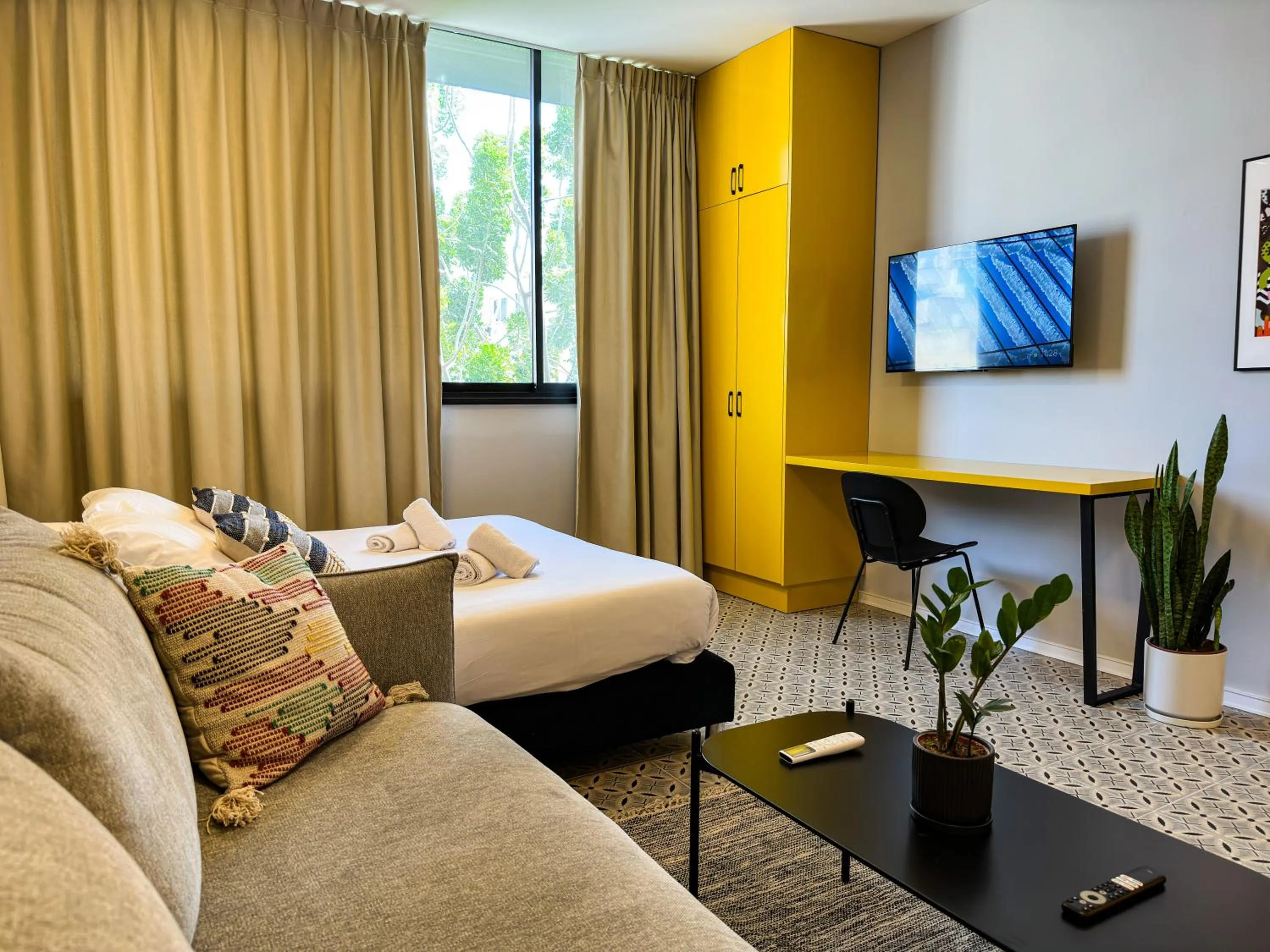 View (from property/room), Bed in Levinski Market Hotel