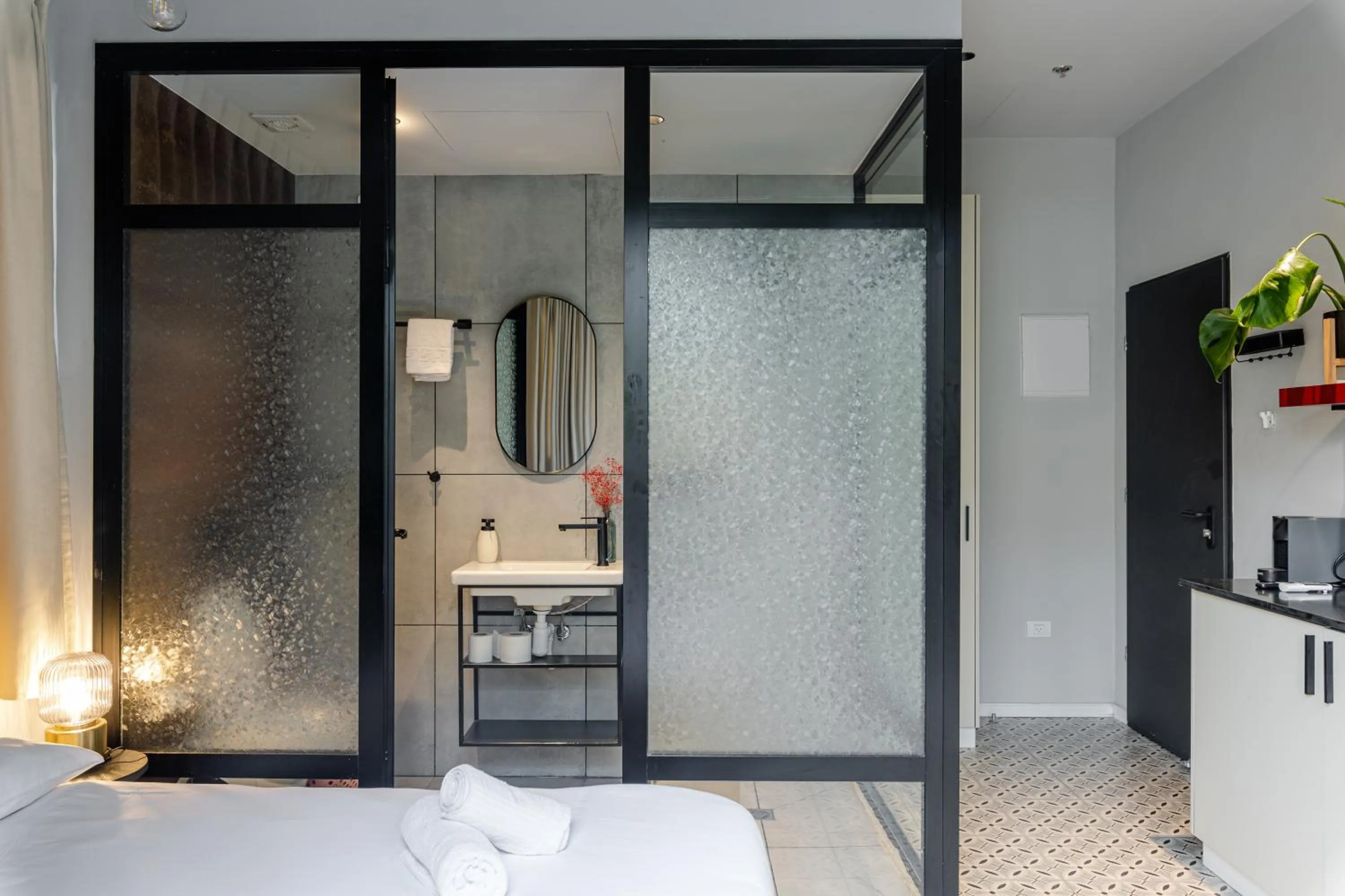 Bathroom, Bed in Levinski Market Hotel