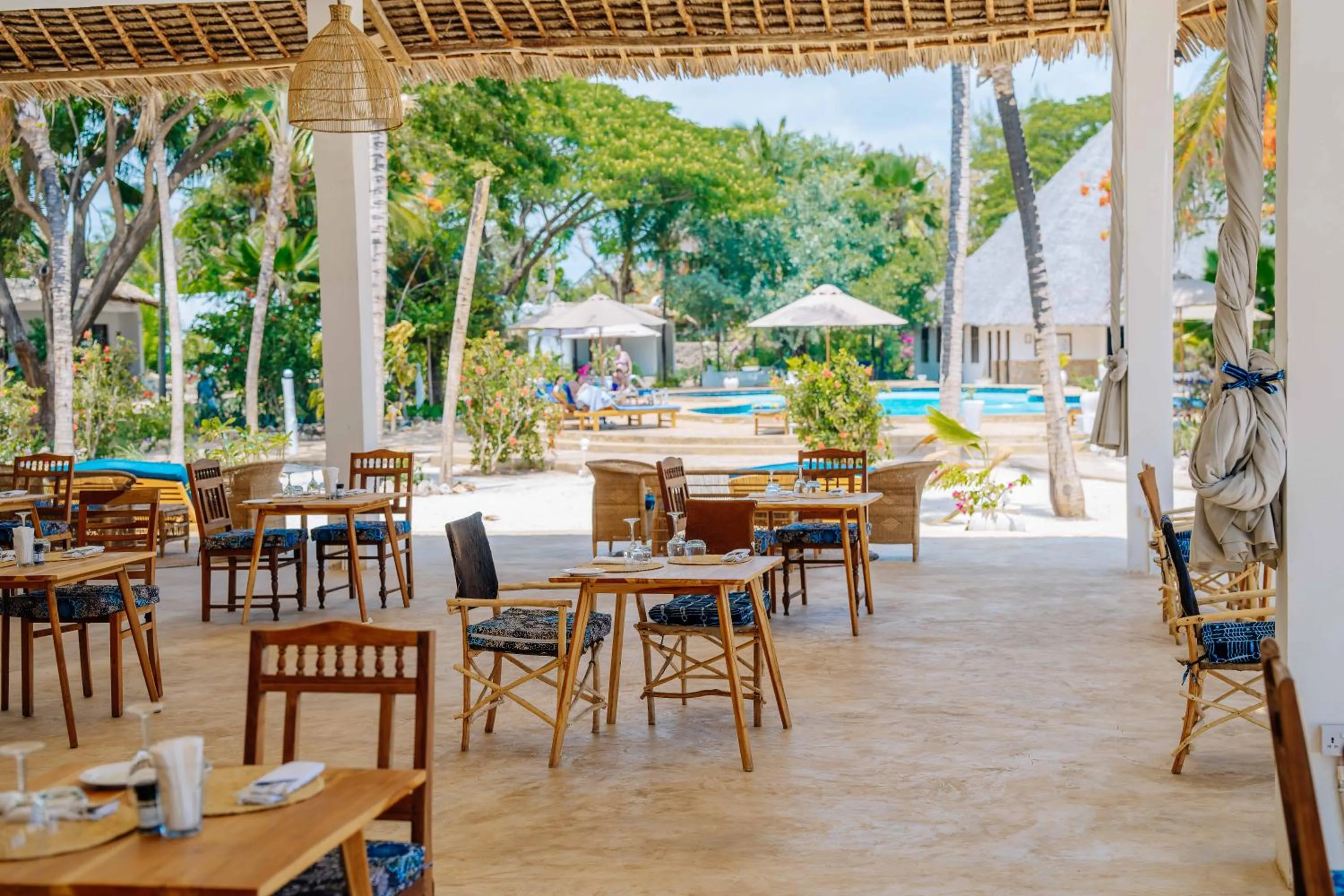 Restaurant/places to eat in Spice Island Hotel & Resort