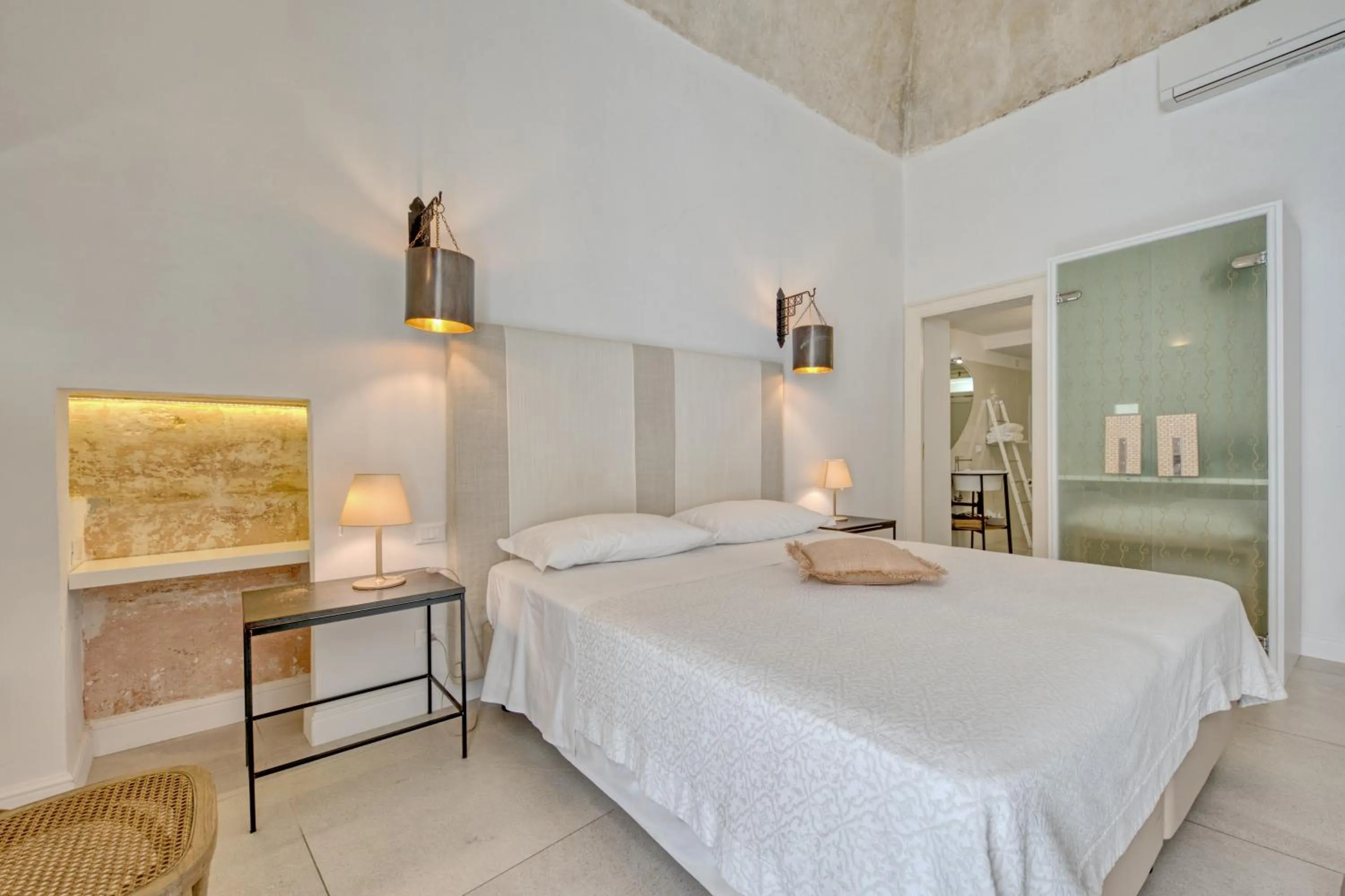 Bed in Relais Corte Palmieri & Il Chiostro - Residenza d'epoca