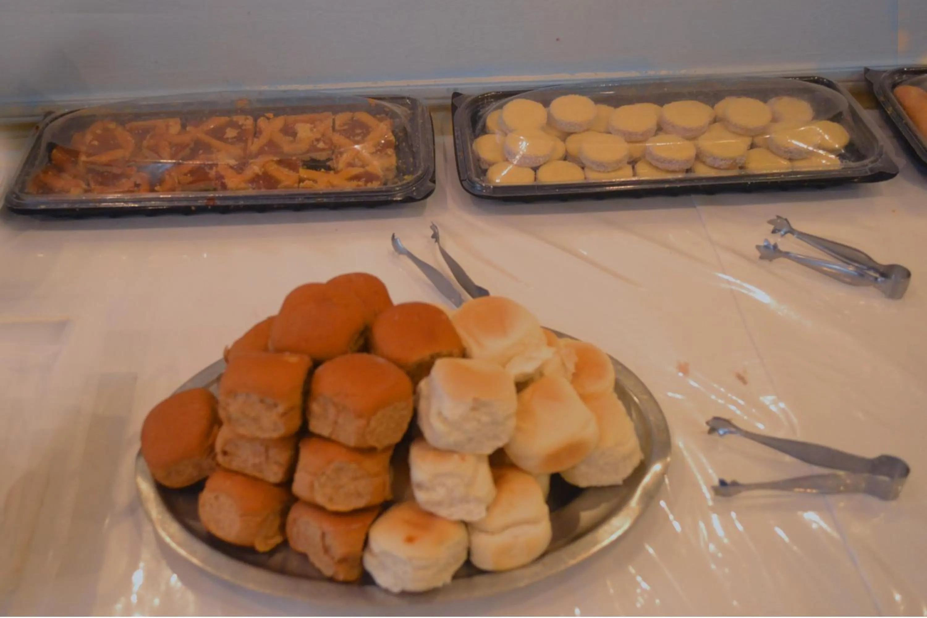 Buffet breakfast in Nuevo Horizonte Hotel