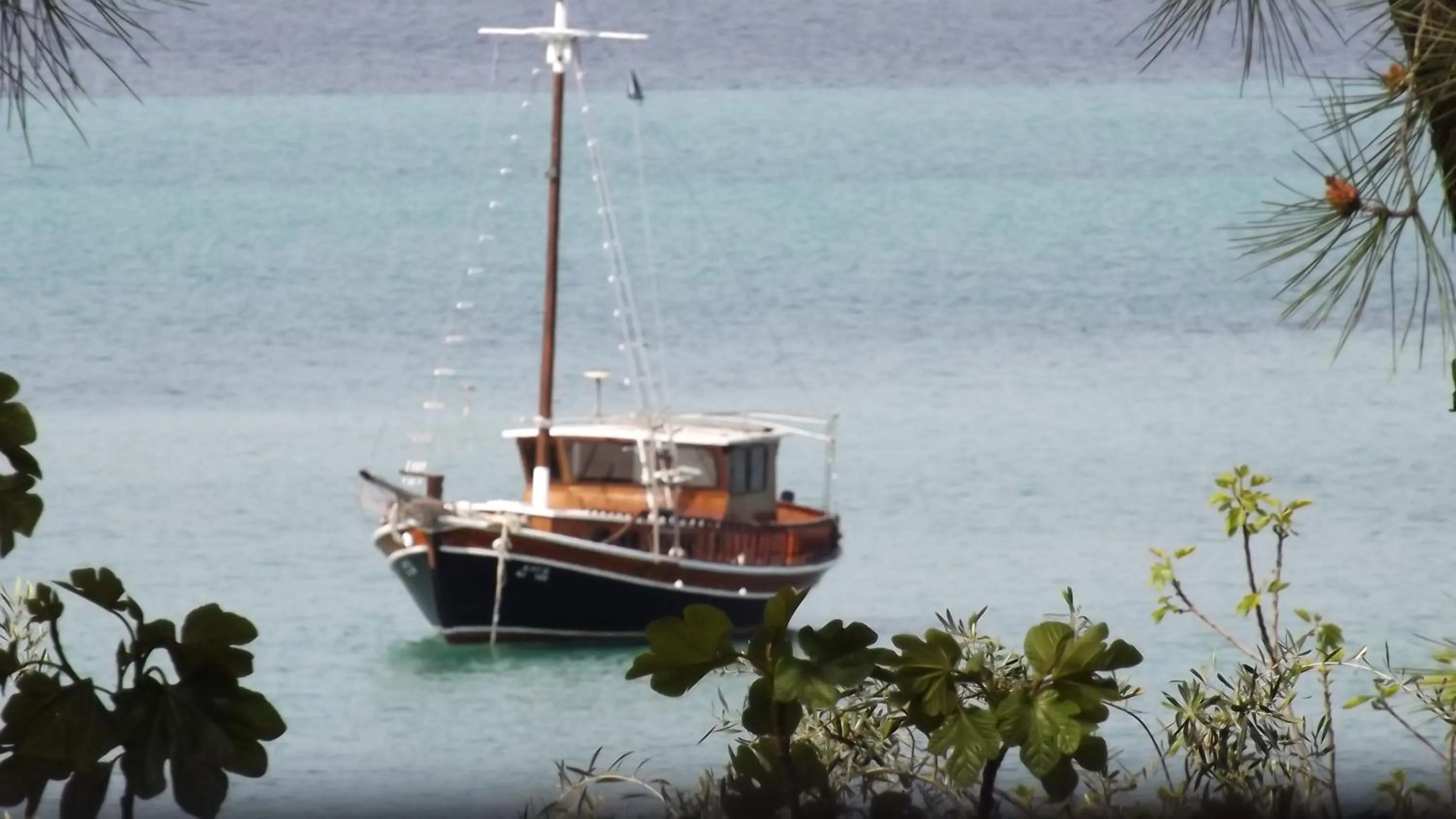 Day in Pefka Studios & Apartments