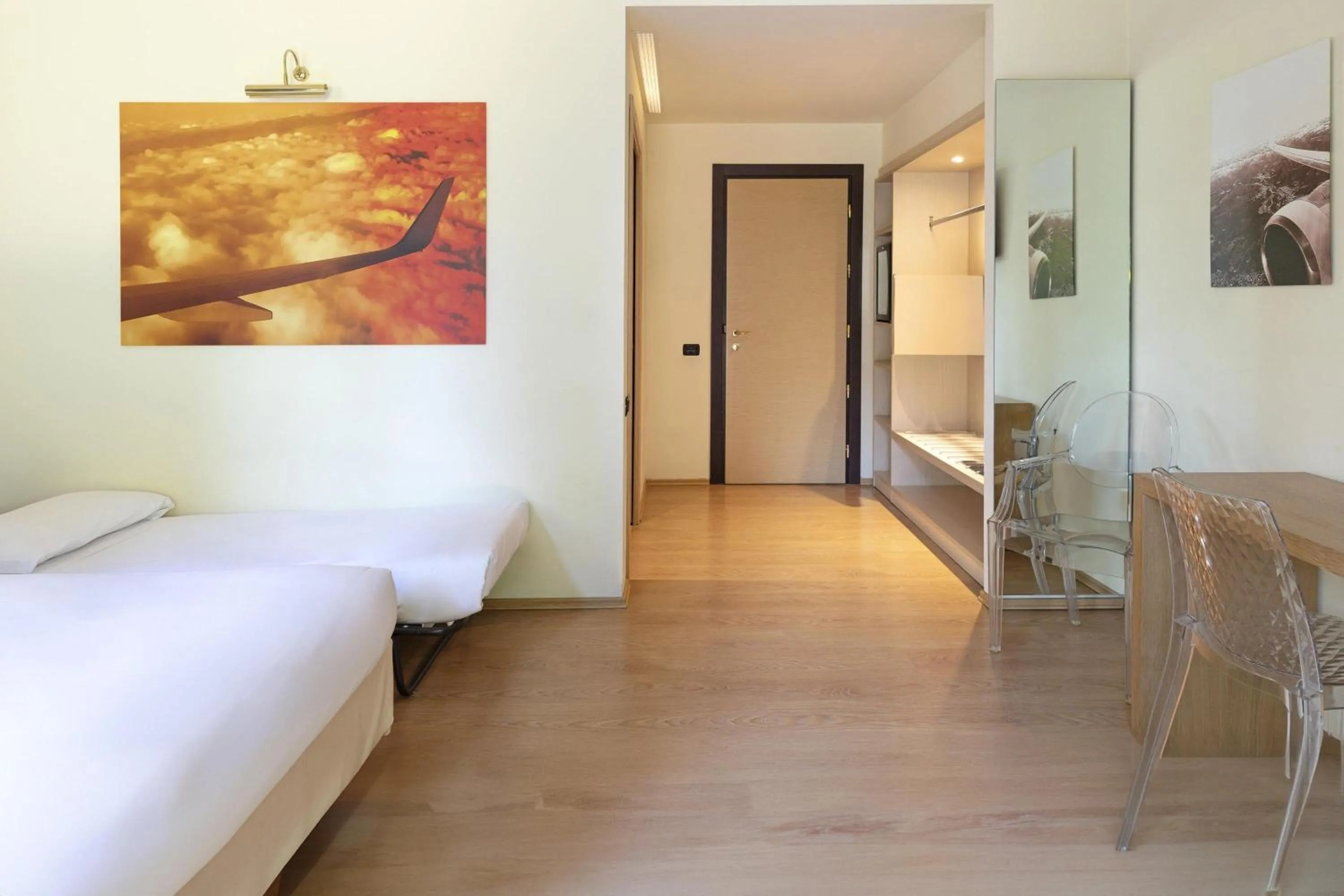 Photo of the whole room, Bed in B&B HOTEL Malpensa Lago Maggiore