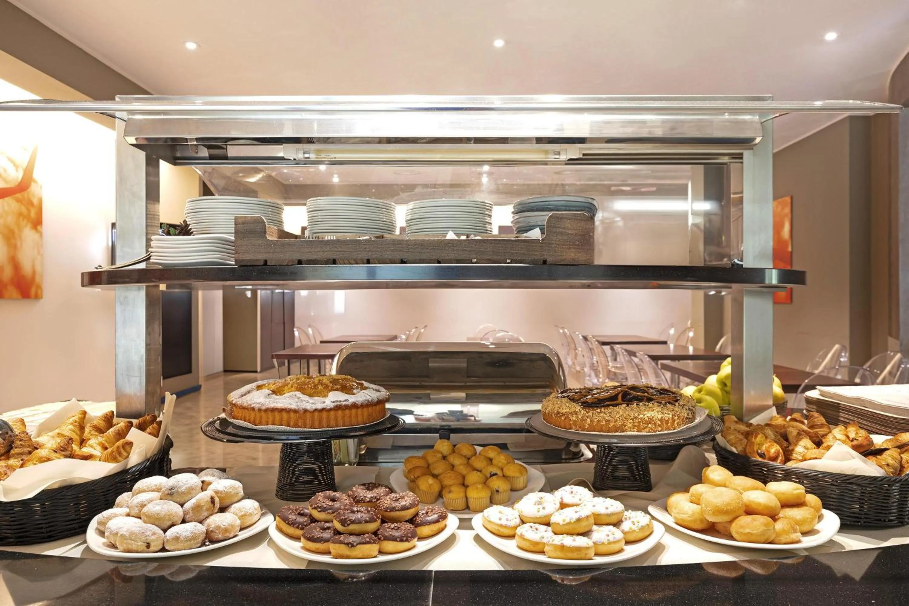 Restaurant/places to eat in B&B HOTEL Malpensa Lago Maggiore