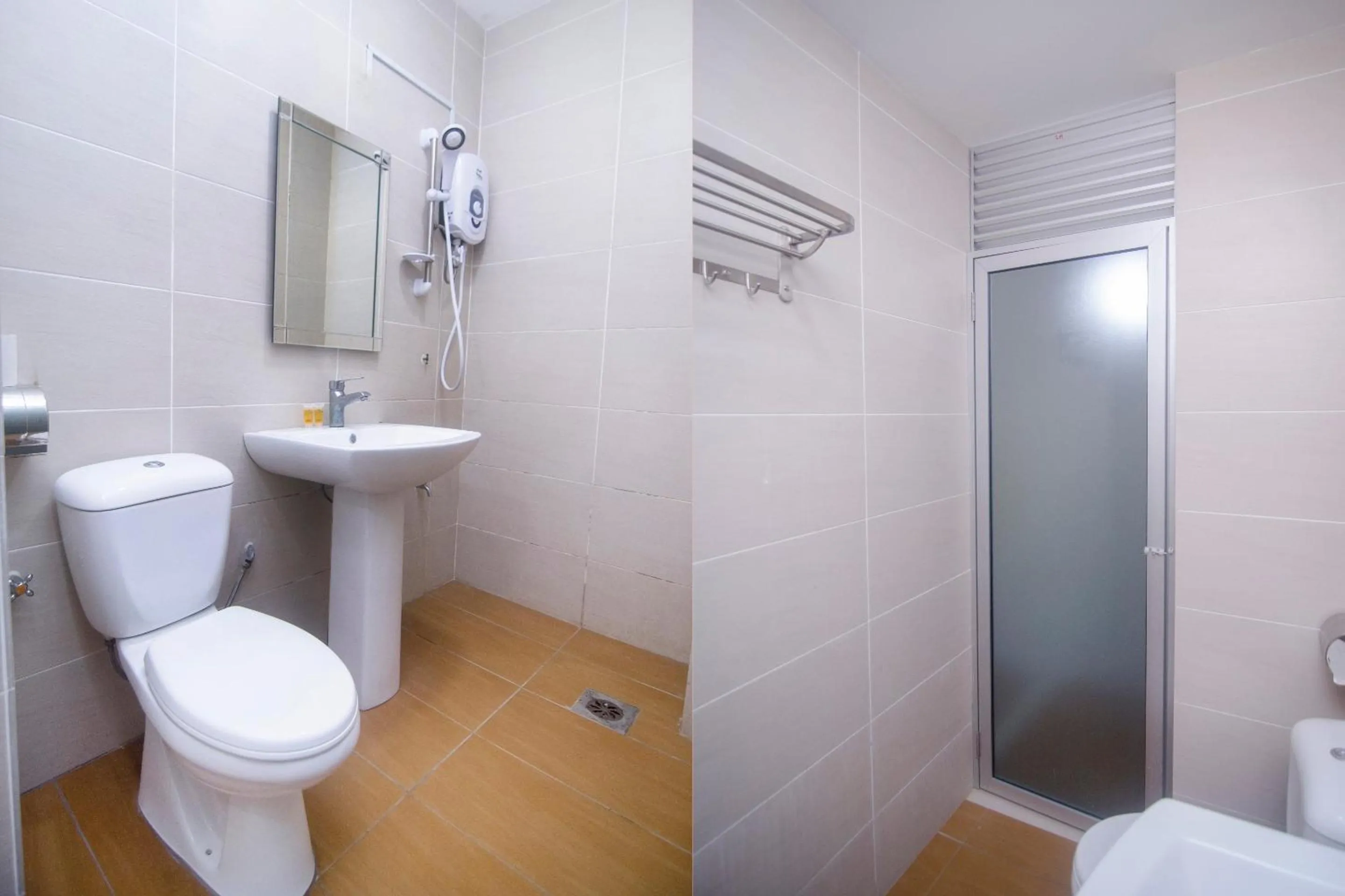 Bathroom in Hotel O iBC36 Business Stay