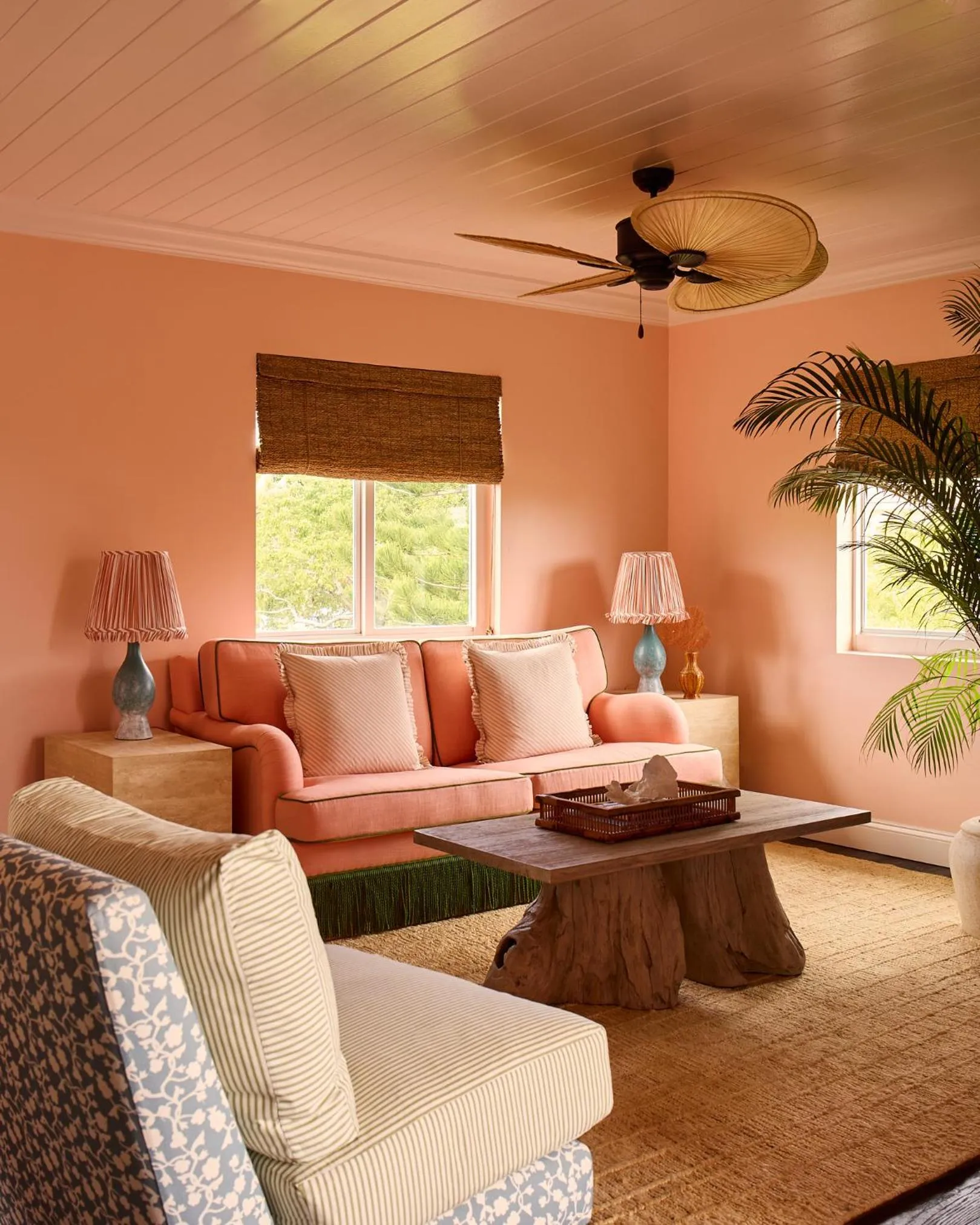 Seating area in Coral Sands Inn & Cottages