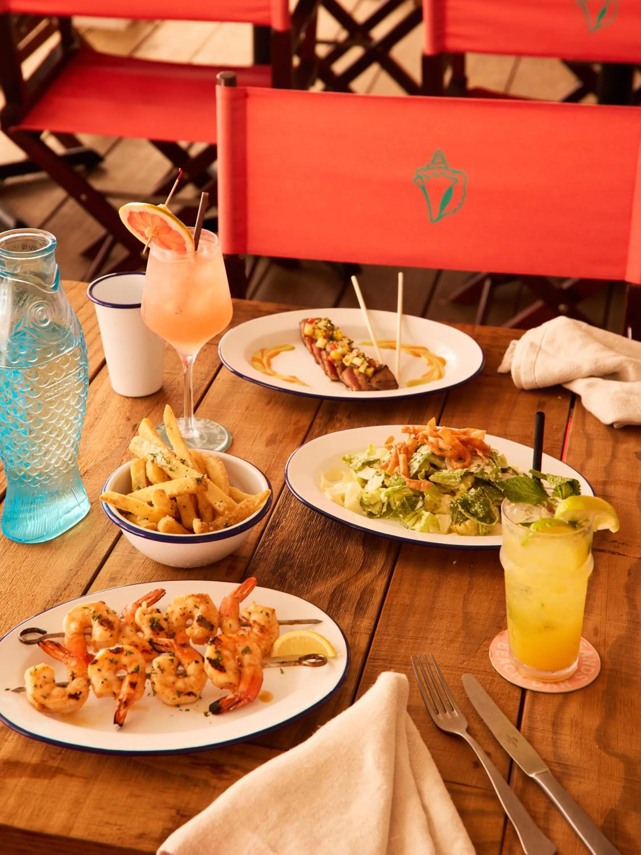 Restaurant/places to eat in Coral Sands Inn & Cottages