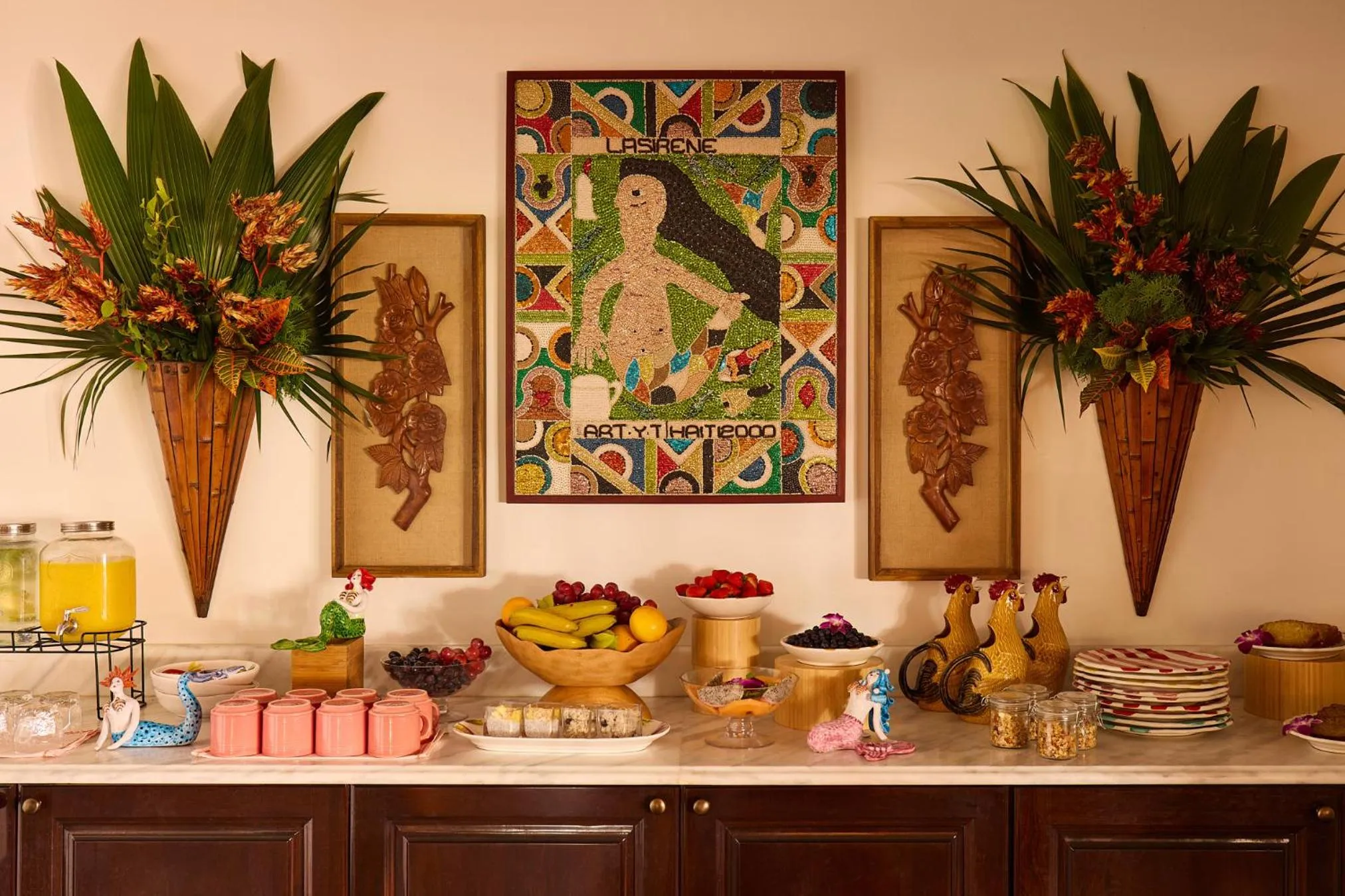 Restaurant/places to eat in Coral Sands Inn & Cottages