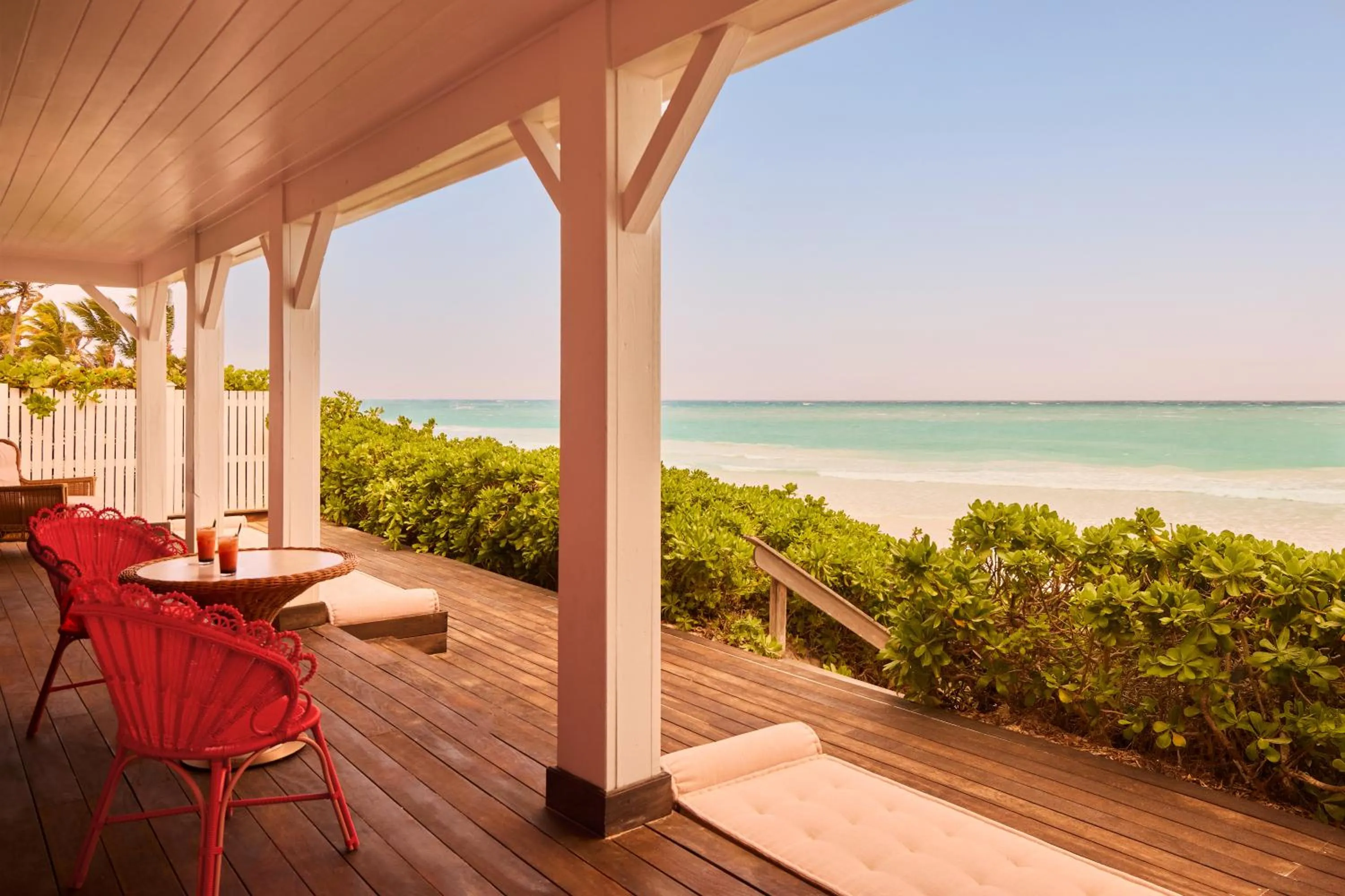 Patio in Coral Sands Inn & Cottages