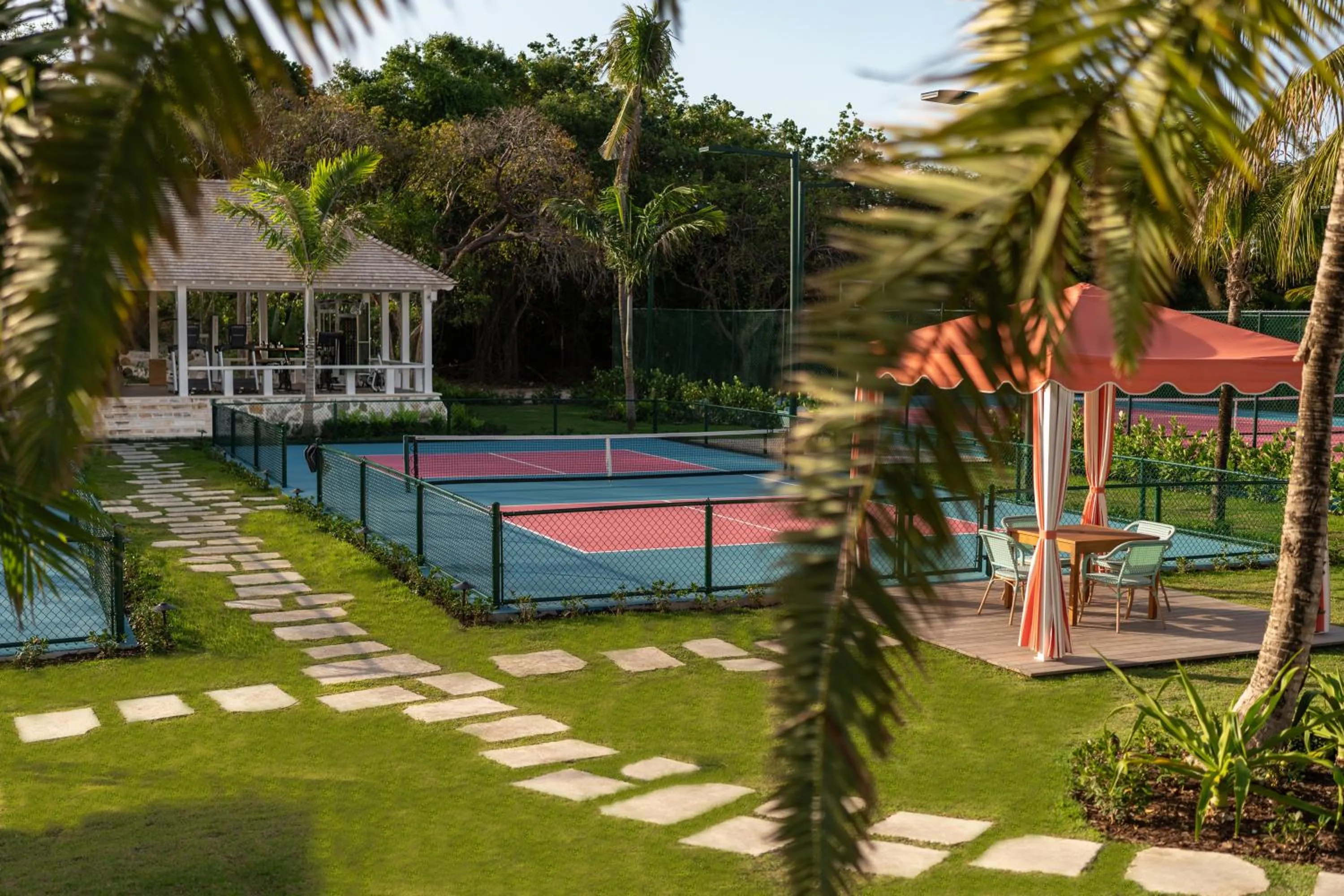 Sports in Coral Sands Inn & Cottages